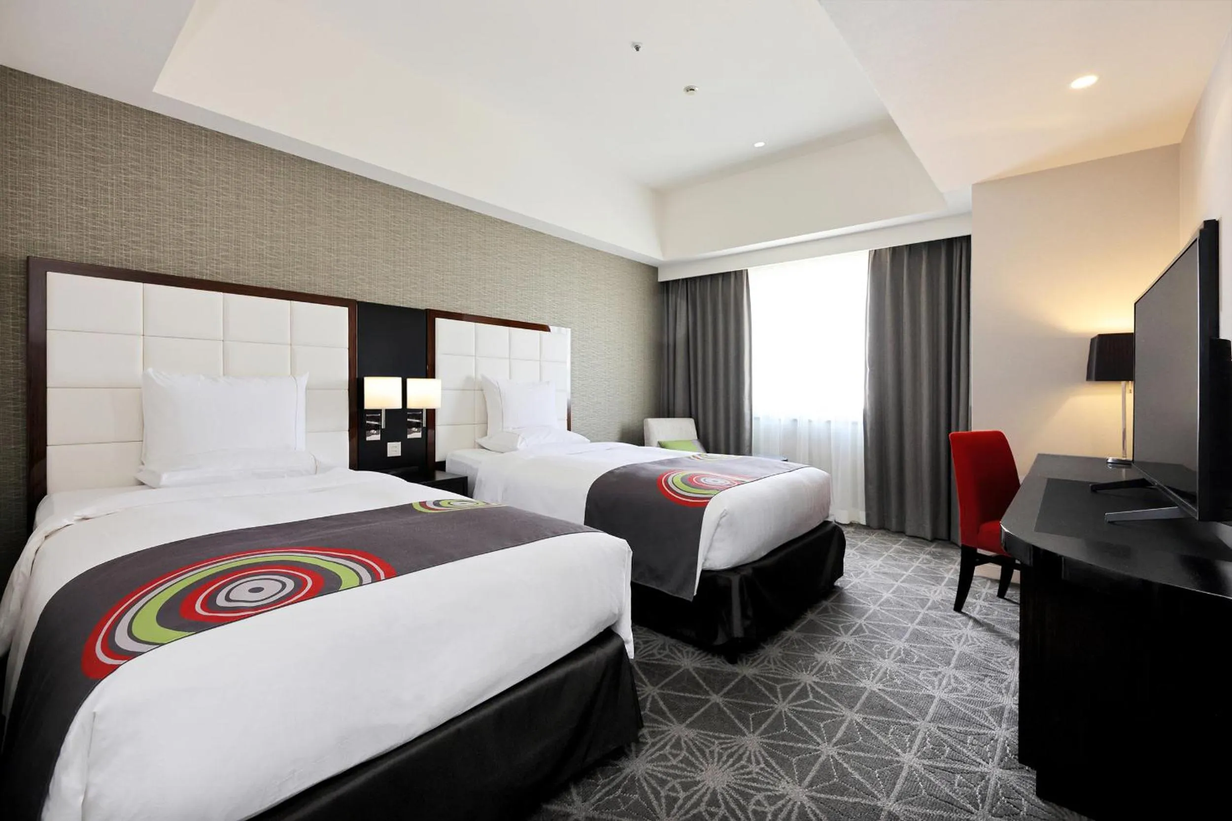 Photo of the whole room, Bed in The Royal Park Hotel Fukuoka