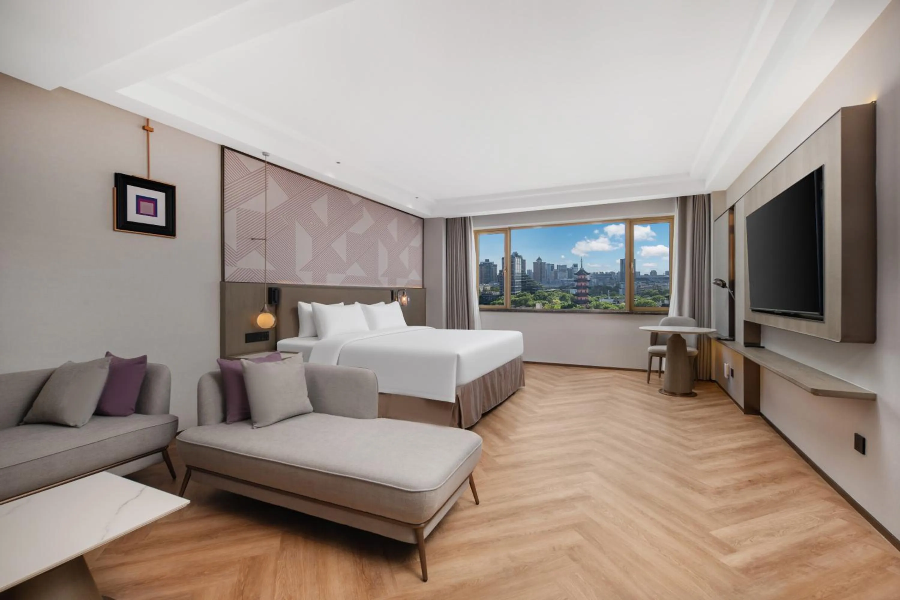 Photo of the whole room, Bed in Crowne Plaza City Center Ningbo by IHG - Near Ningbo Railway Station