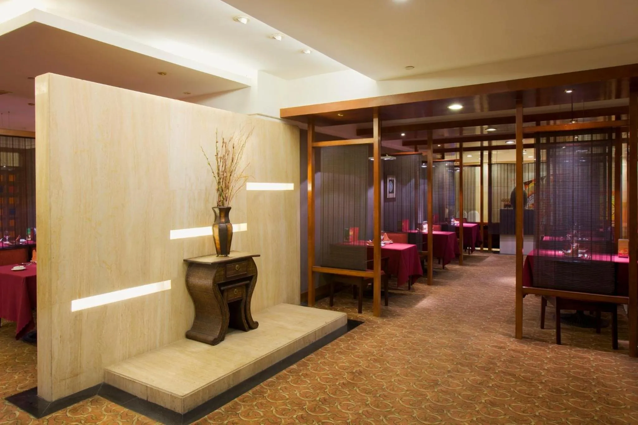 Restaurant/places to eat in Crowne Plaza City Center Ningbo by IHG - Near Ningbo Railway Station