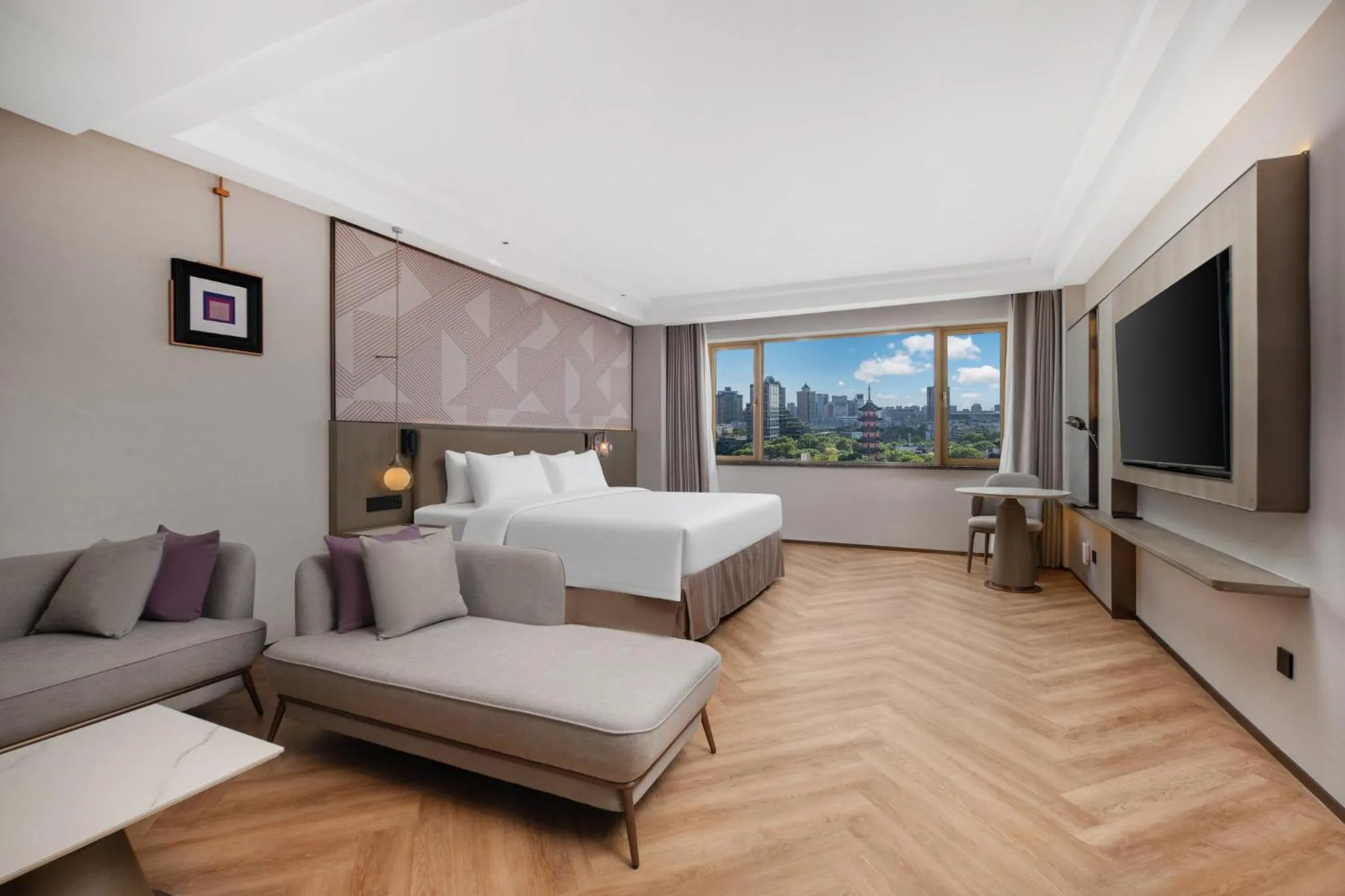 Photo of the whole room, Bed in Crowne Plaza City Center Ningbo by IHG - Near Ningbo Railway Station