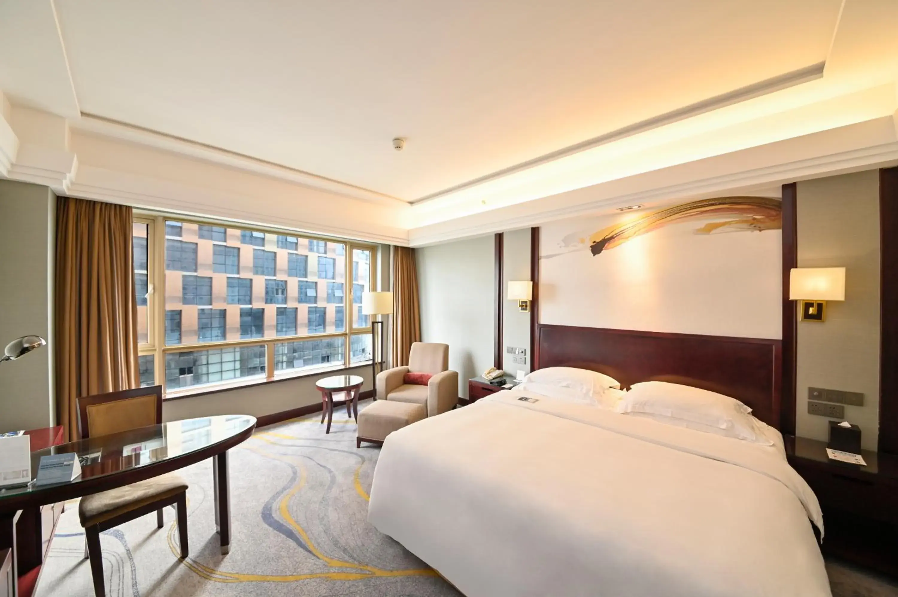 Bed in Crowne Plaza City Center Ningbo by IHG - Near Ningbo Railway Station Bed in Crowne Plaza City Center Ningbo by IHG - Near Ningbo Railway Station