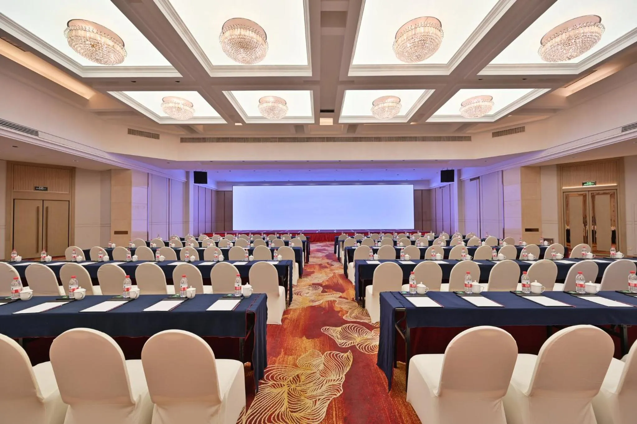 Banquet/Function facilities in Crowne Plaza City Center Ningbo by IHG - Near Ningbo Railway Station