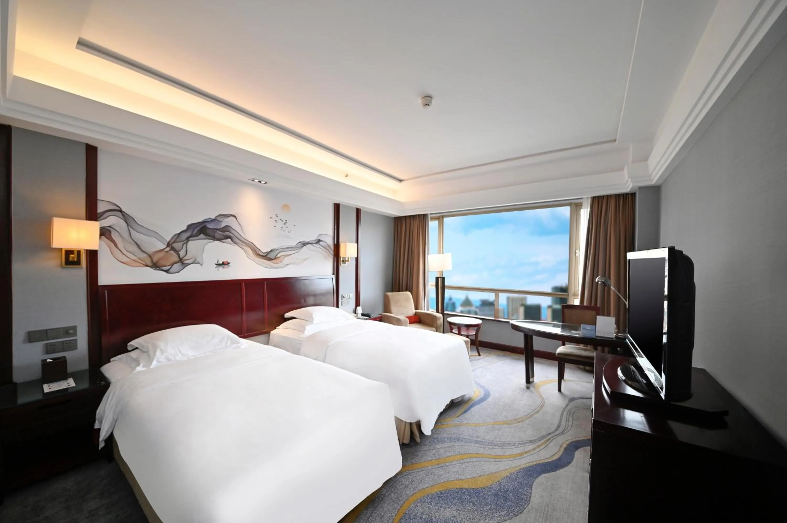 Photo of the whole room, Bed in Crowne Plaza City Center Ningbo by IHG - Near Ningbo Railway Station