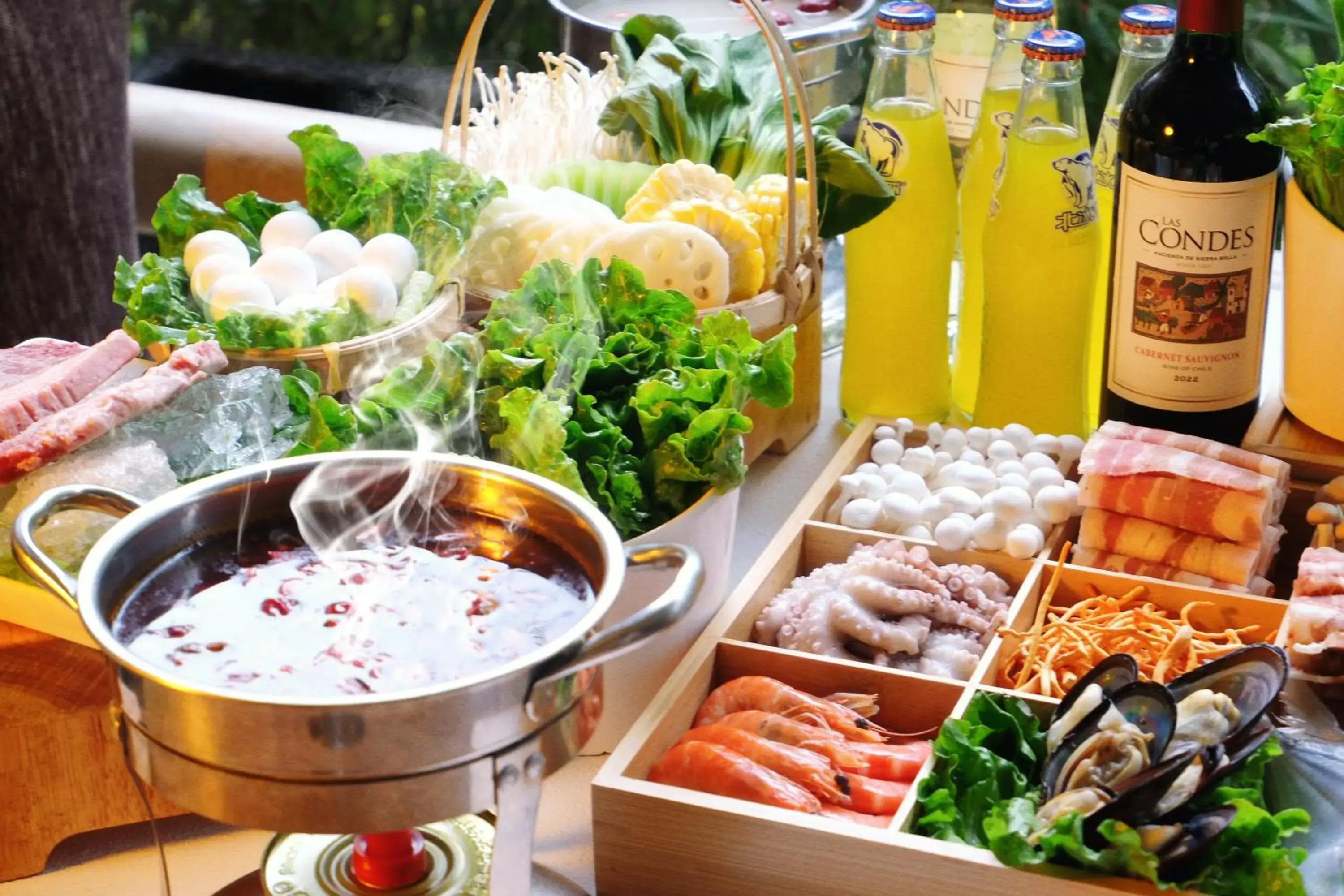 Restaurant/places to eat in Crowne Plaza City Center Ningbo by IHG - Near Ningbo Railway Station Restaurant/places to eat in Crowne Plaza City Center Ningbo by IHG - Near Ningbo Railway Station