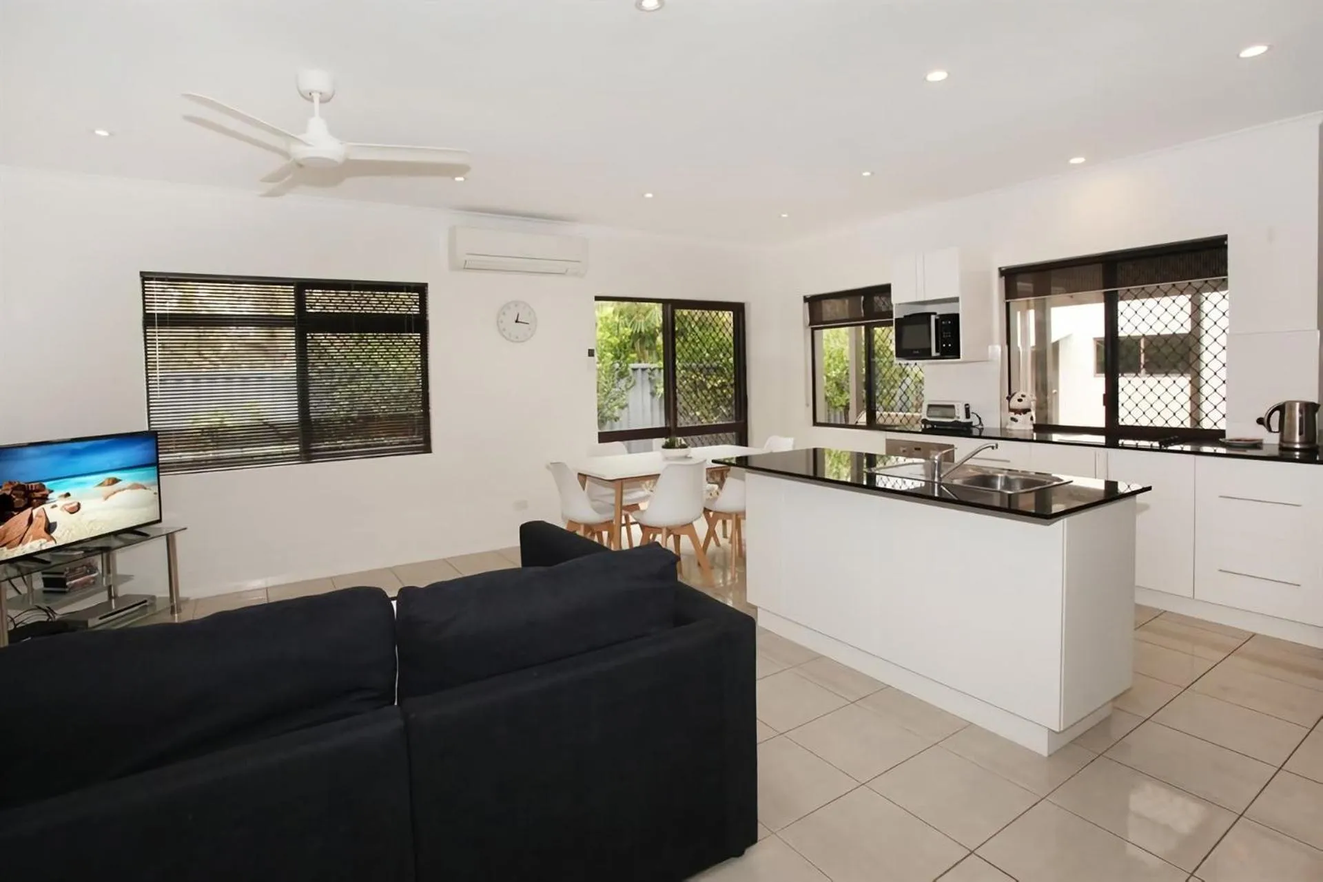 6 Petrie Avenue