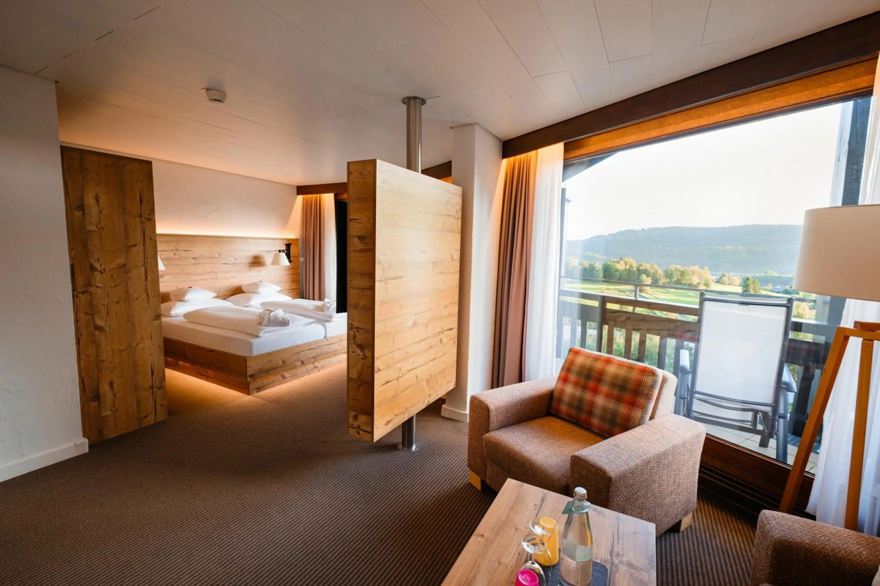 Photo of the whole room, Bed in Hotel Vier Jahreszeiten am Schluchsee