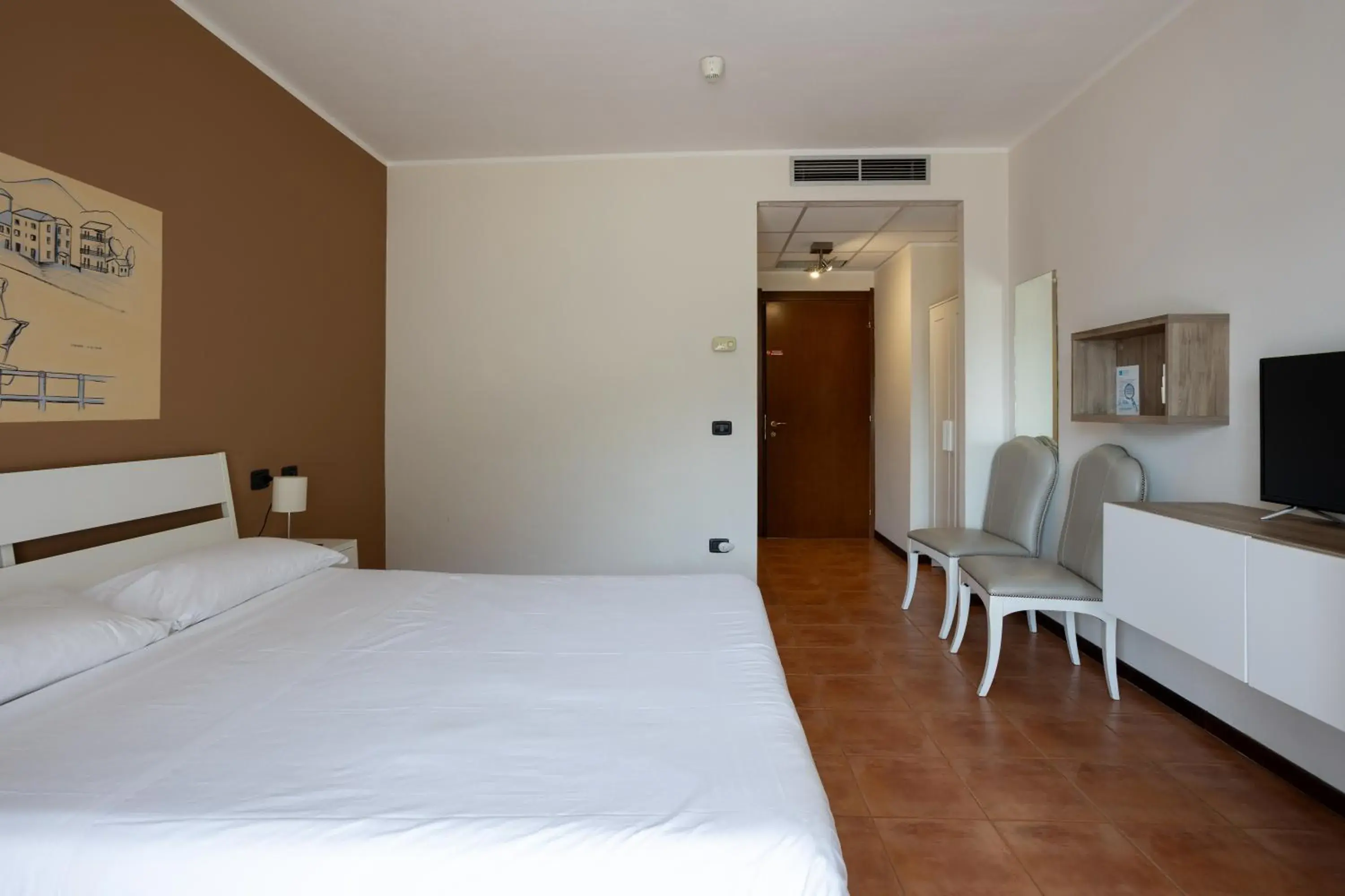 Superior Triple Room in Hotel Fontaine Bleue Superior Triple Room in Hotel Fontaine Bleue