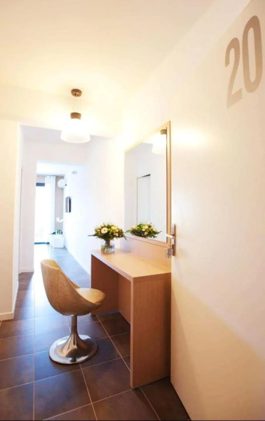 Shower in En Aparté