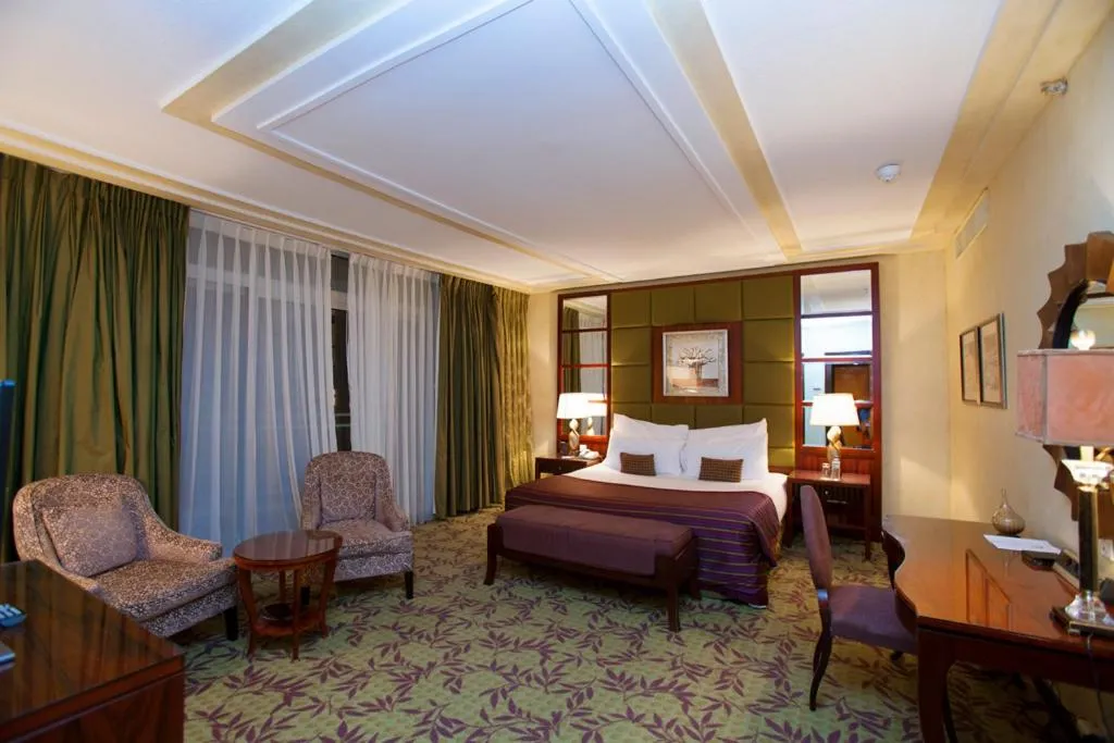 Bedroom in King Fahd Palace Hotel