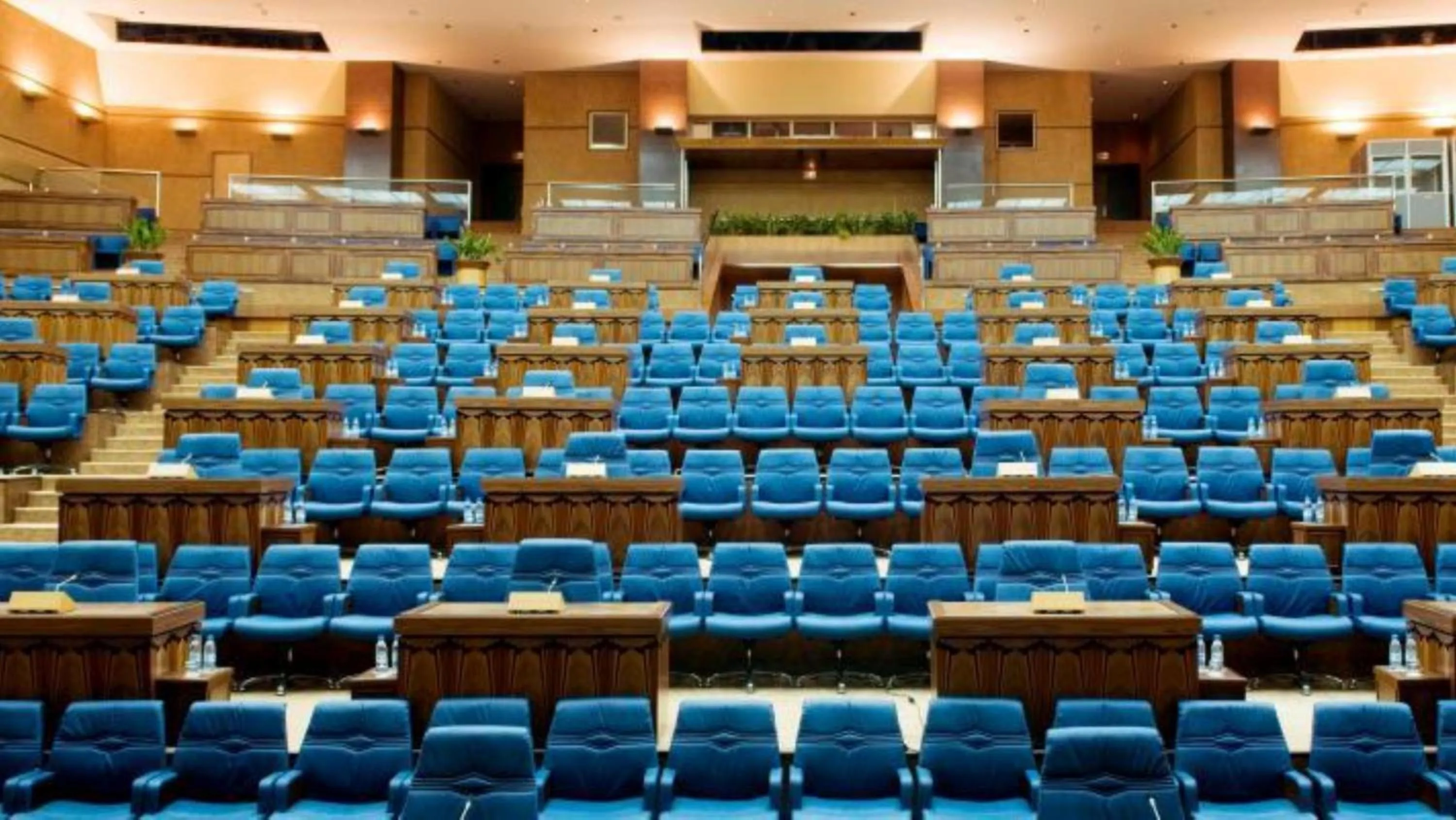 Business facilities in King Fahd Palace Hotel