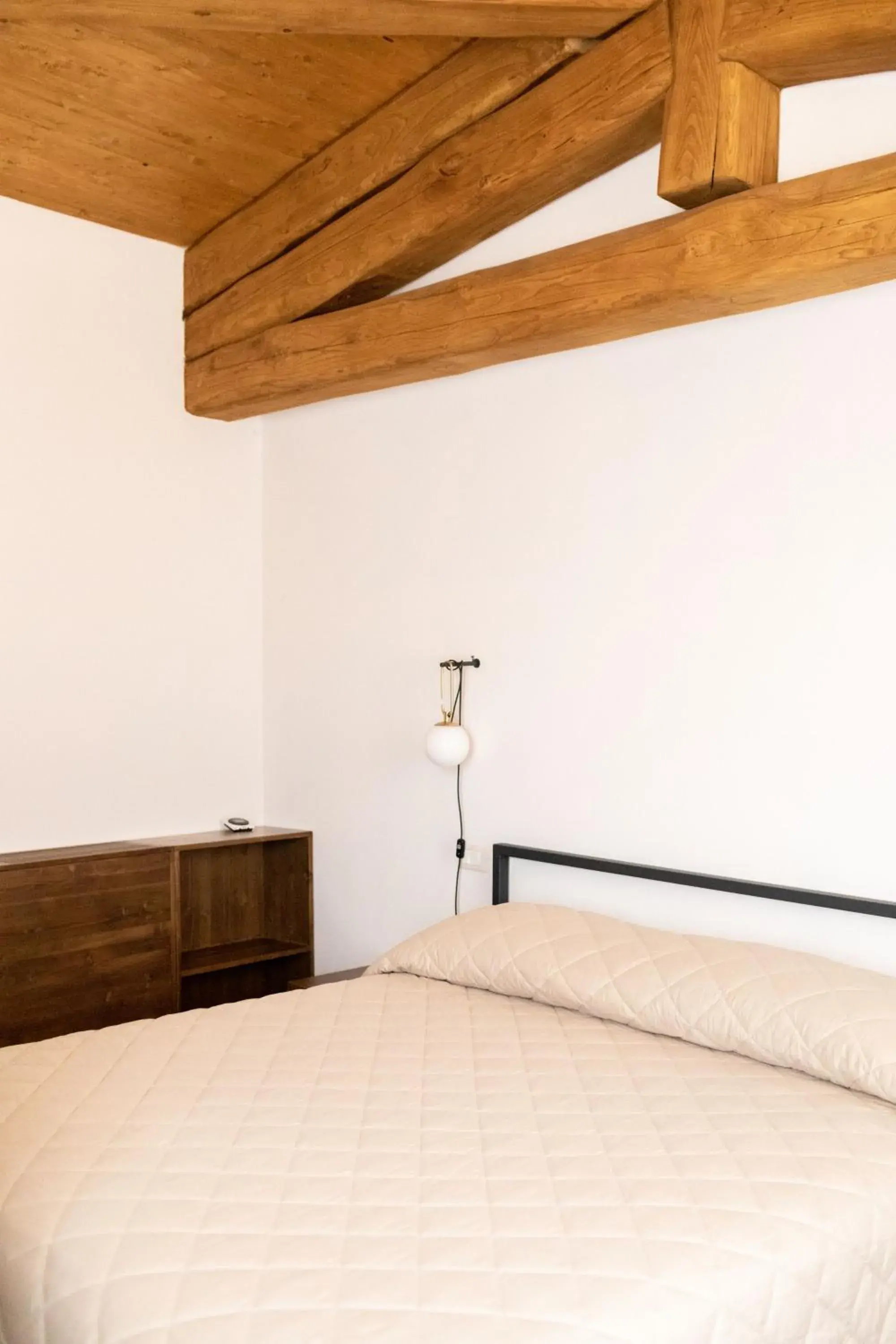 Deluxe Double Room with Bath - single occupancy in Locanda Le Logge Deluxe Double Room with Bath - single occupancy in Locanda Le Logge