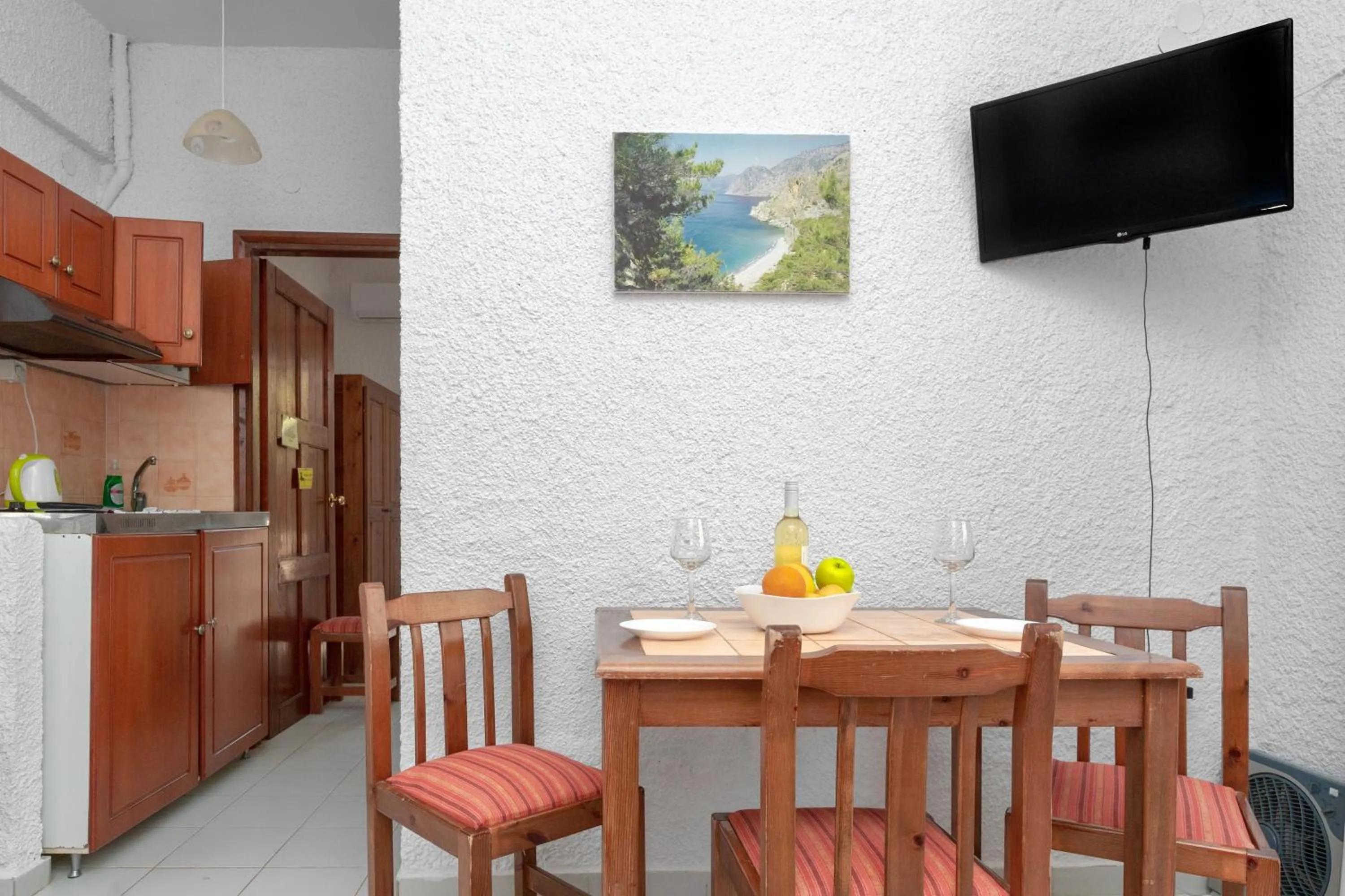 Dining area in Little Bay