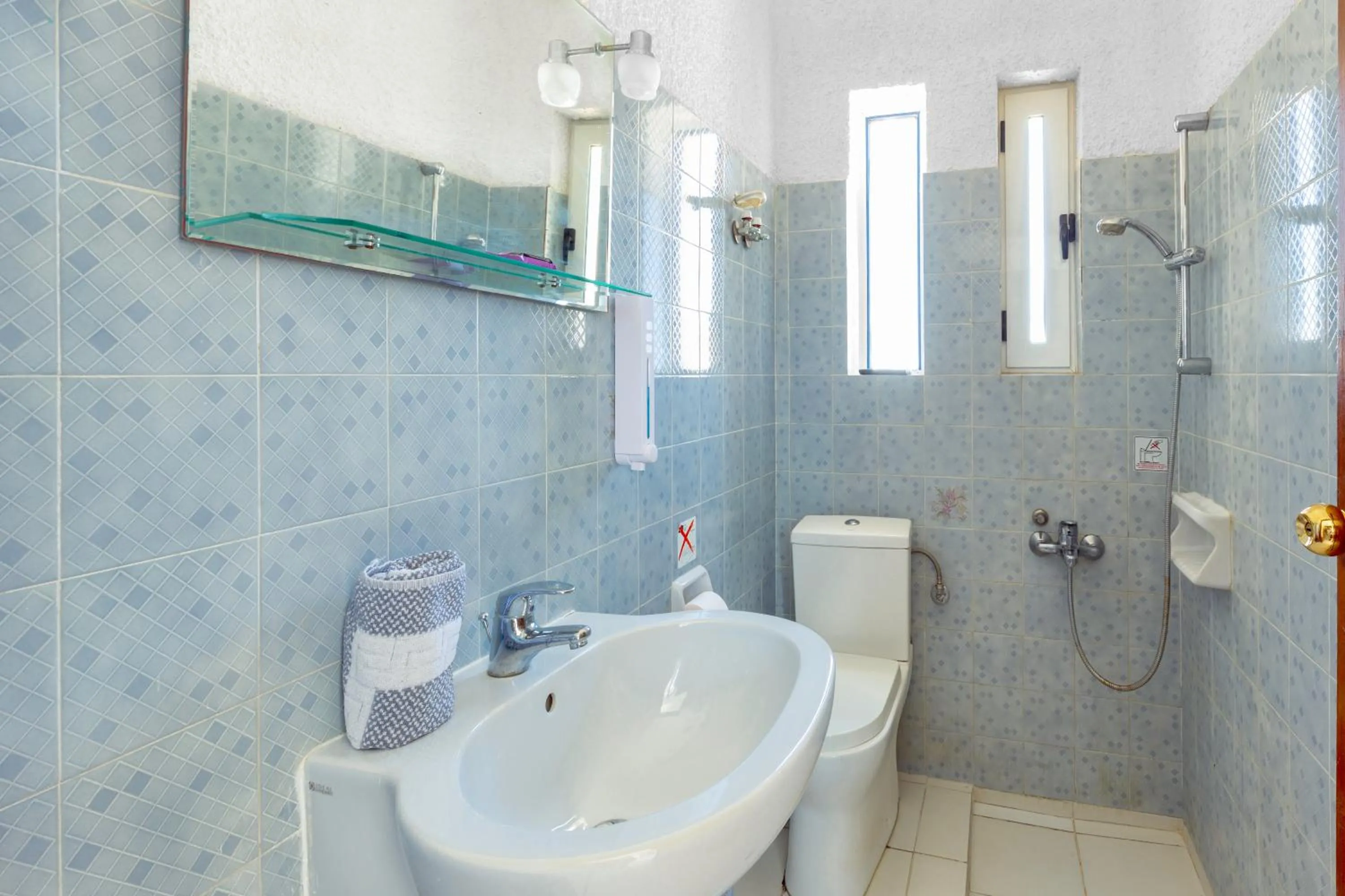 Bathroom in Little Bay