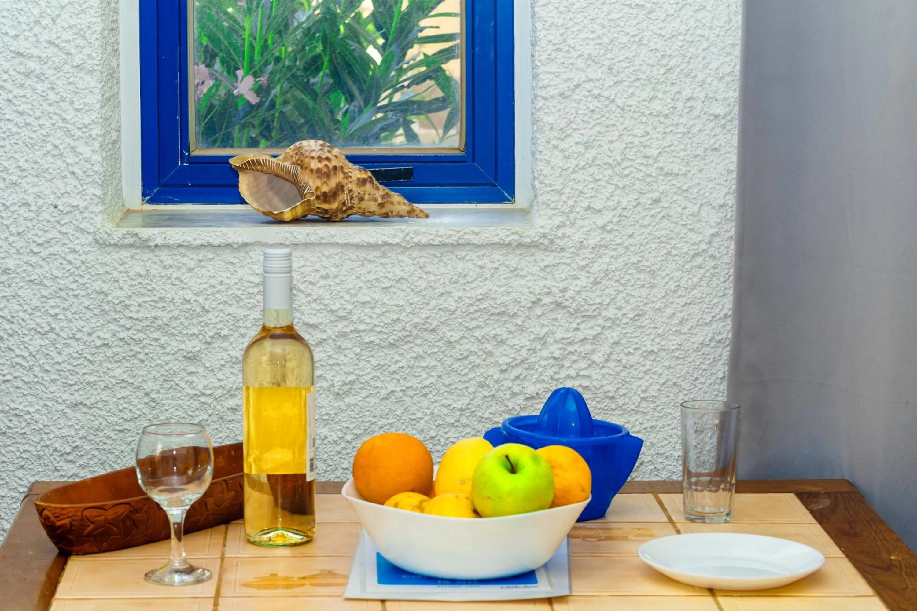 Dining area in Little Bay