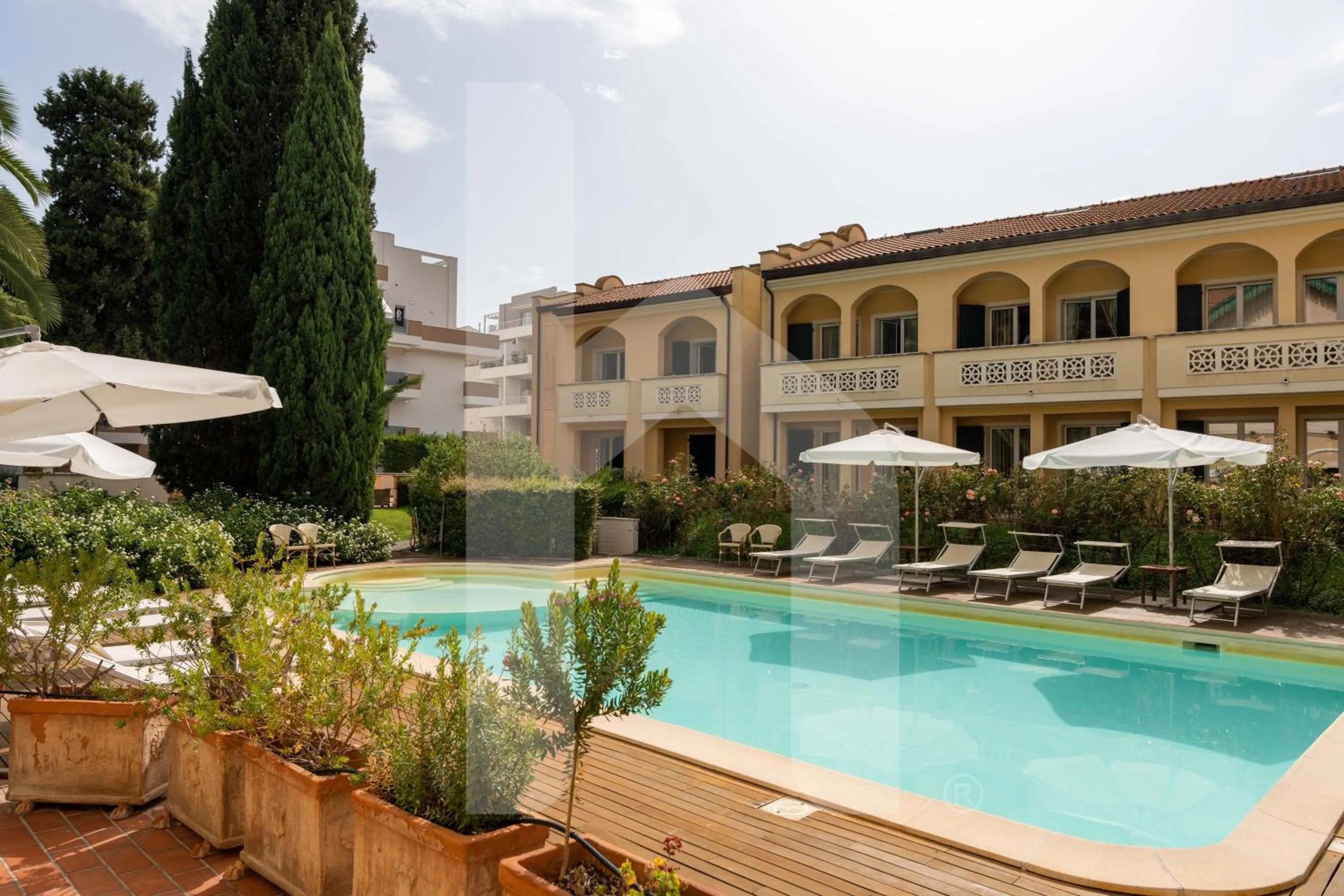 Property building in Homiday - Villa Rosella