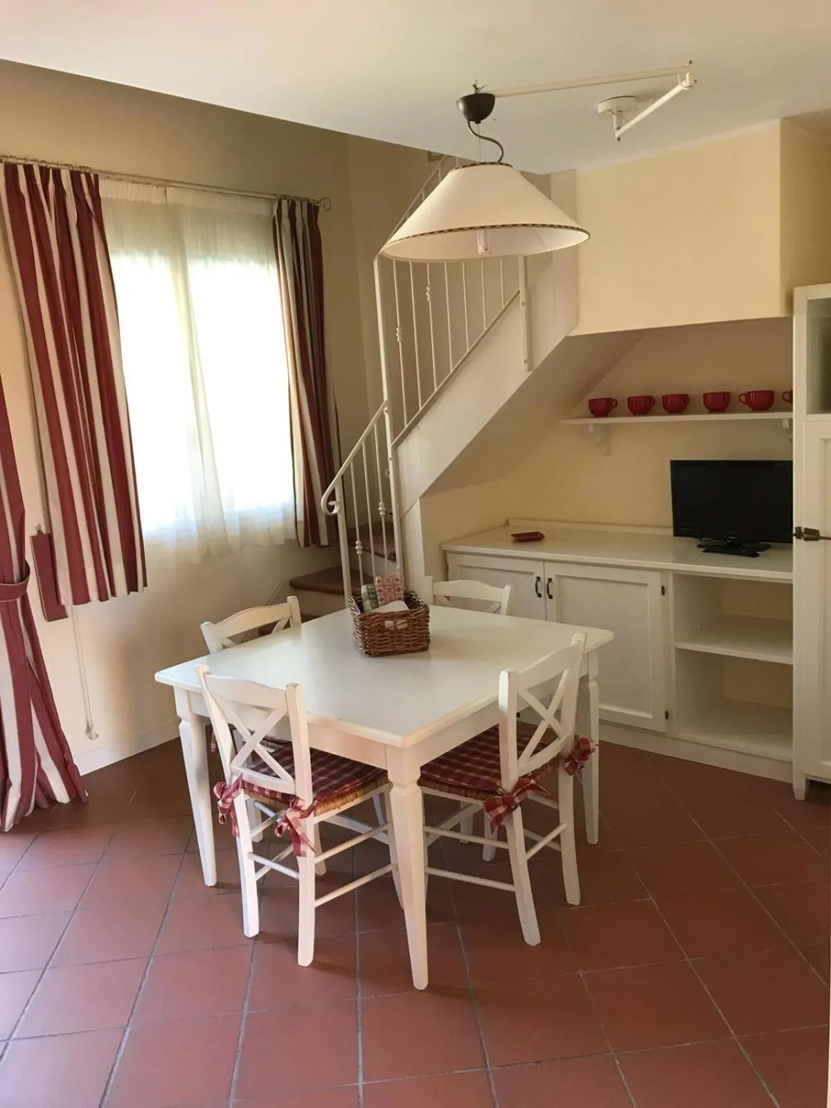 Kitchen or kitchenette in Villa Rosella Resort