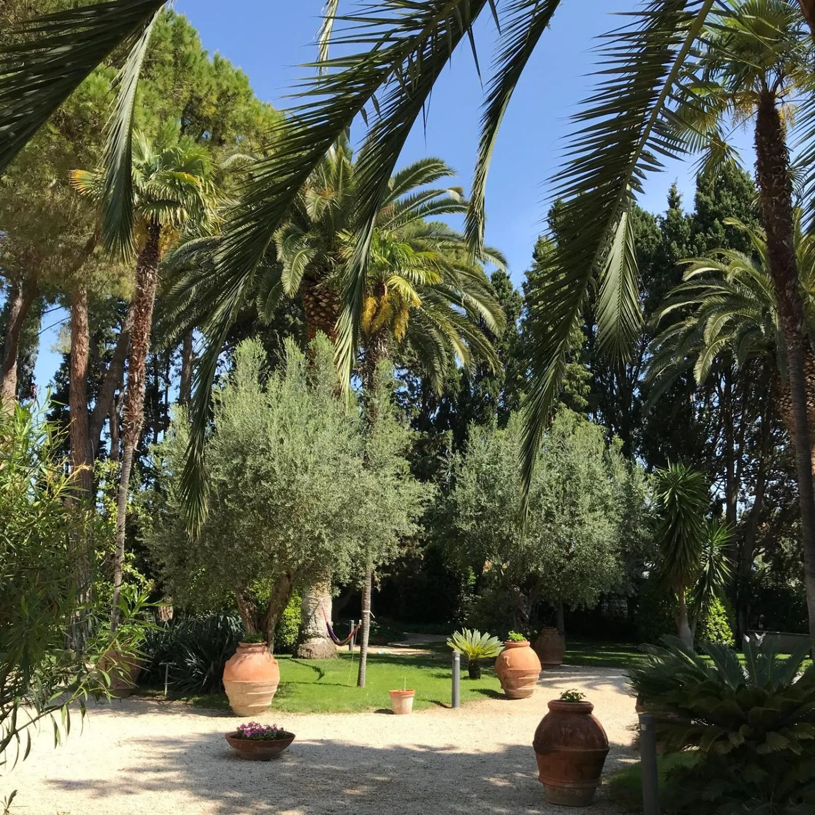 Garden in Villa Rosella Resort