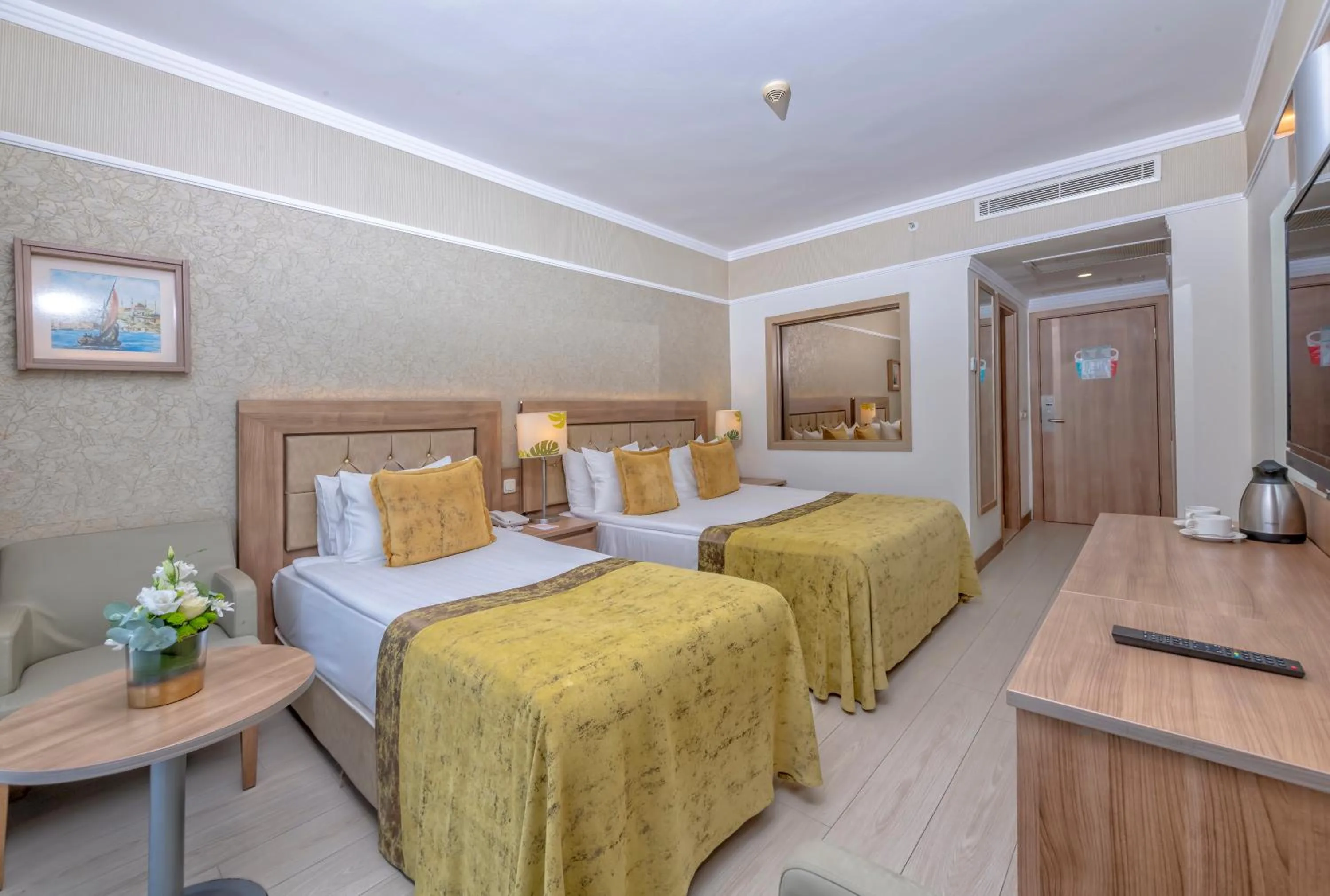 Photo of the whole room, Bed in Innvista Hotels Belek