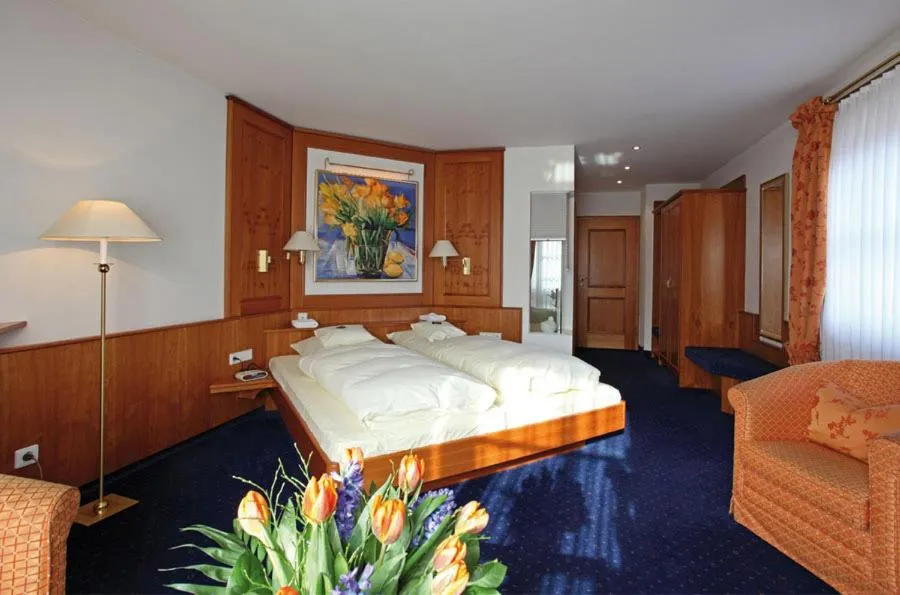 Photo of the whole room, Bed in Hotel-Restaurant Adler