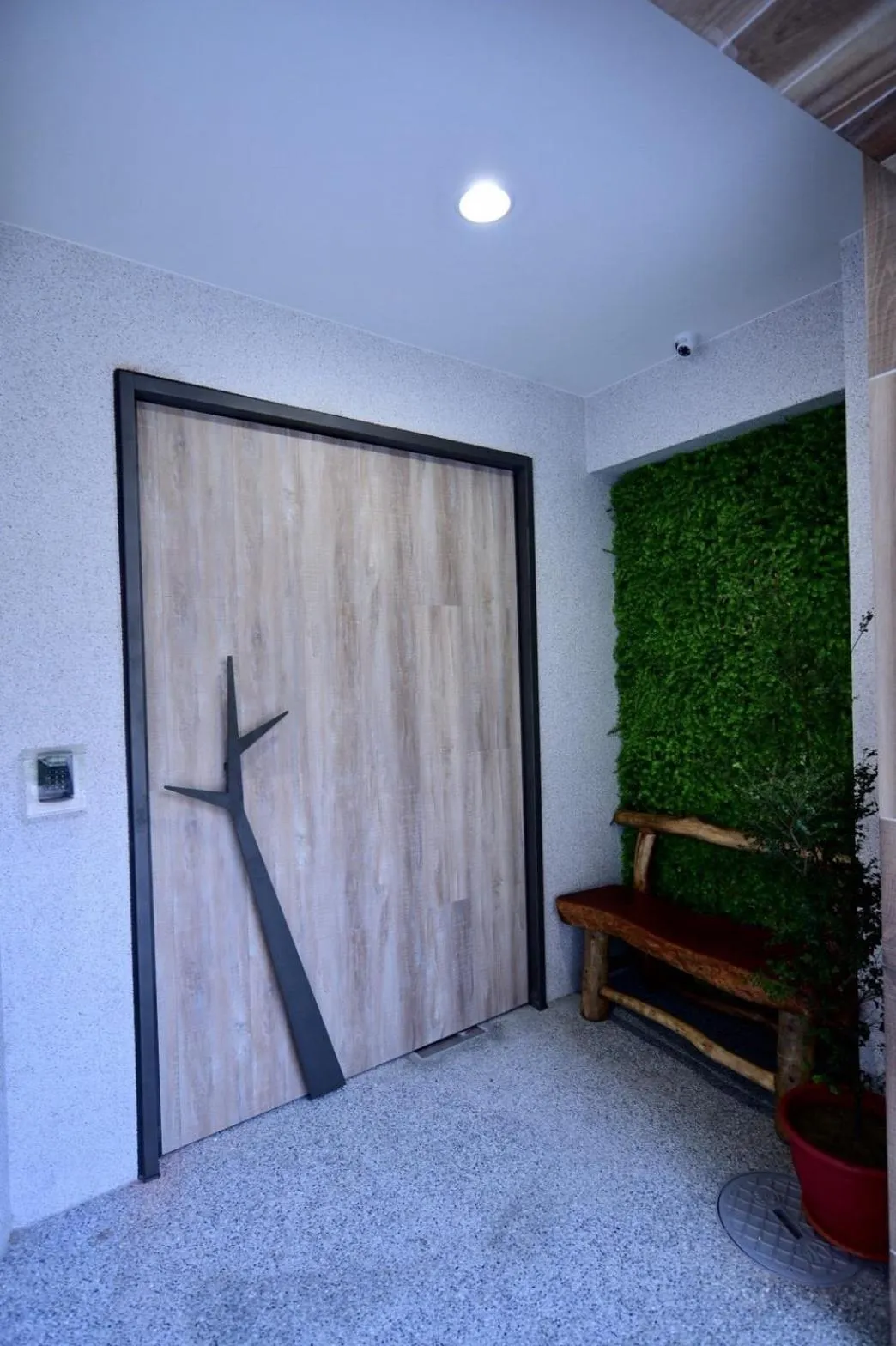 Property building in Sakagami Hotel