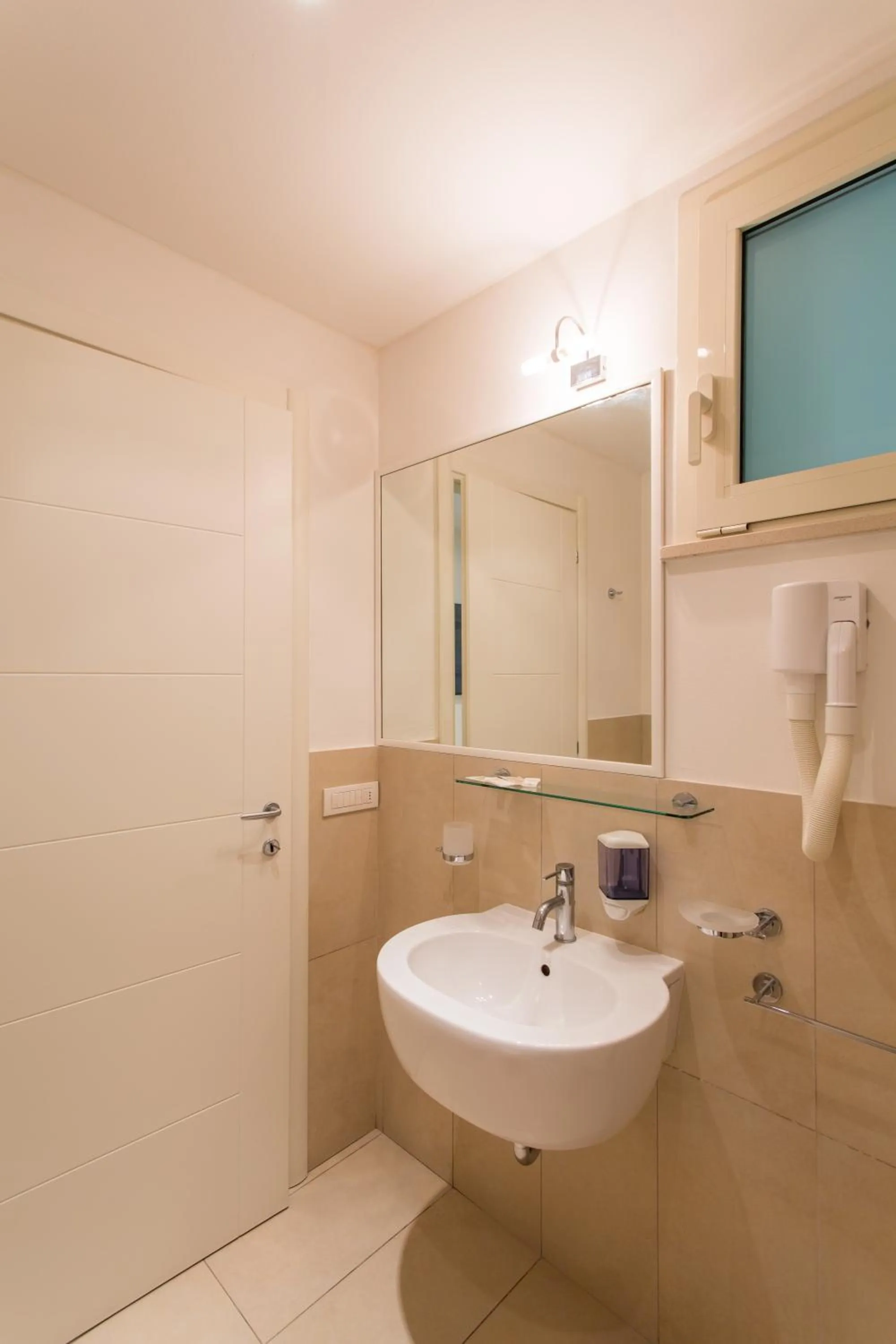 Bathroom in Wally Residence