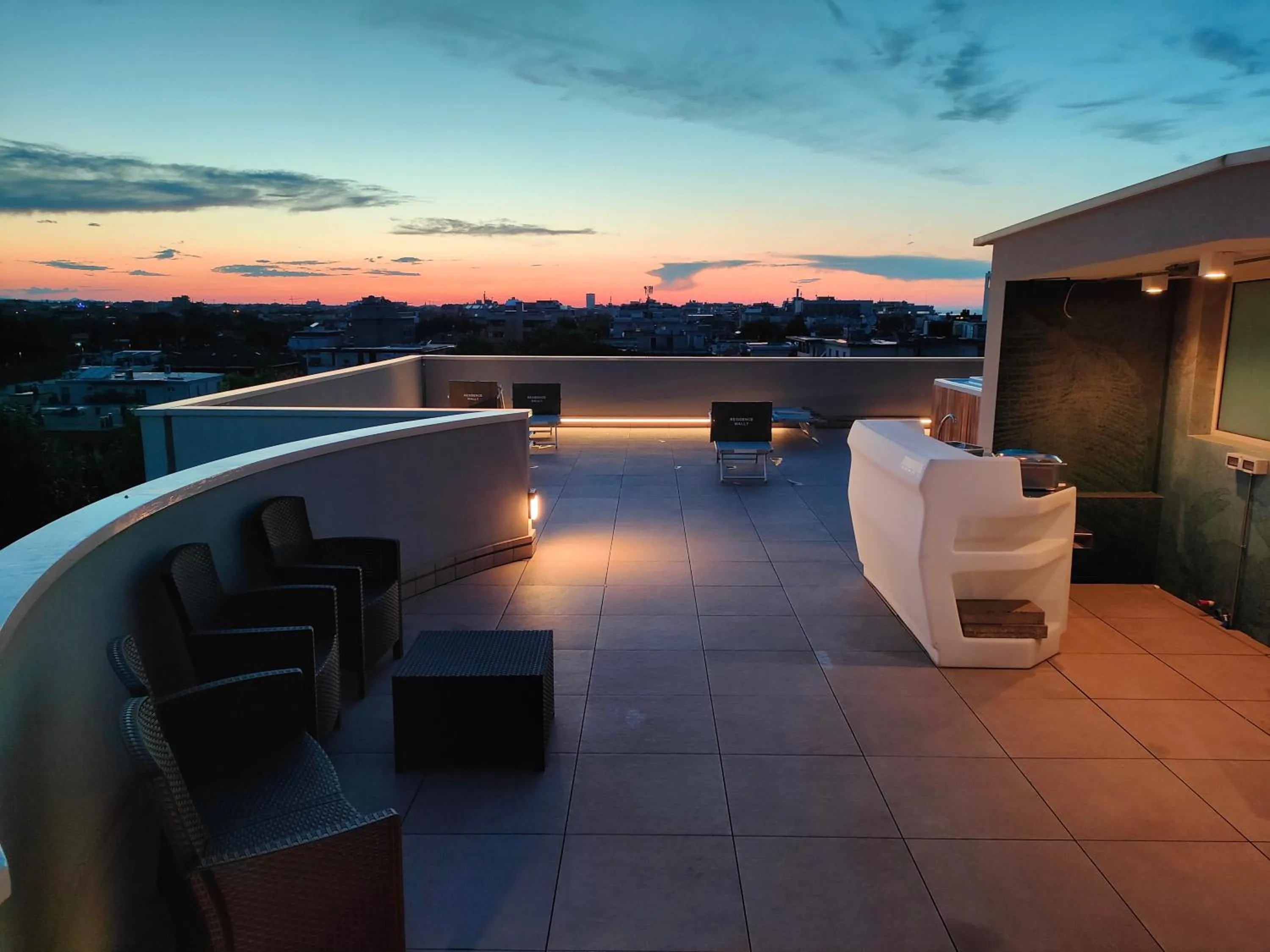 Solarium in Wally Residence