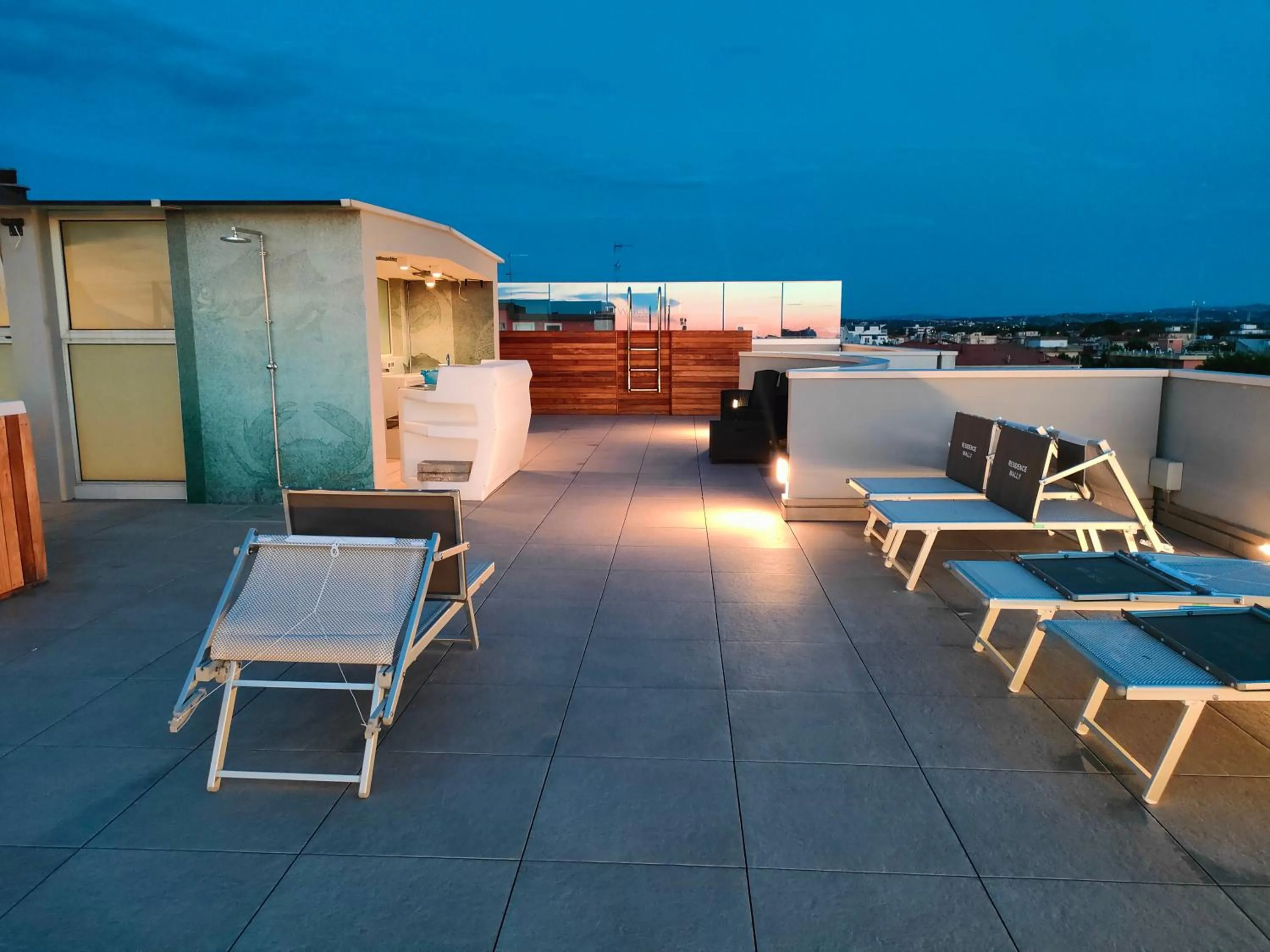 Solarium in Wally Residence