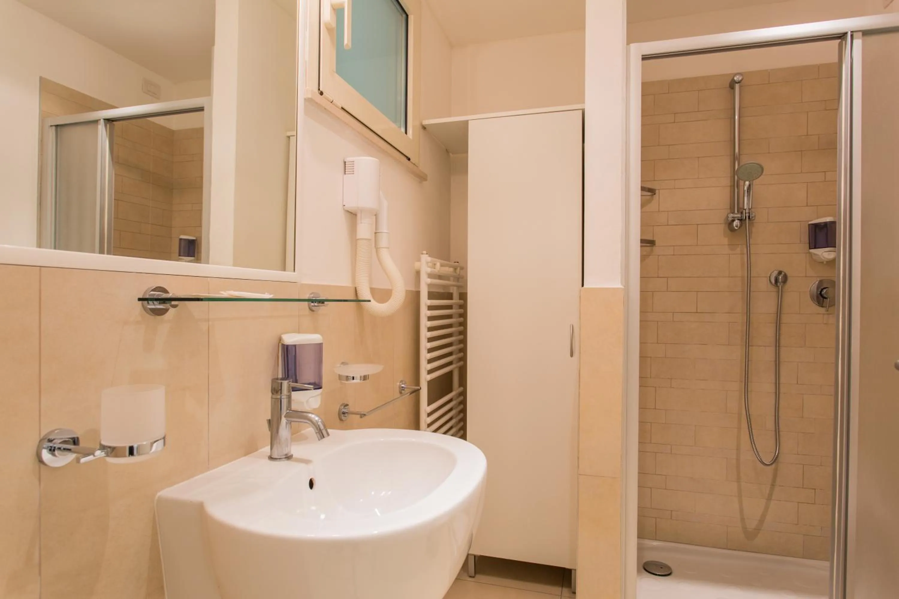 Shower in Wally Residence