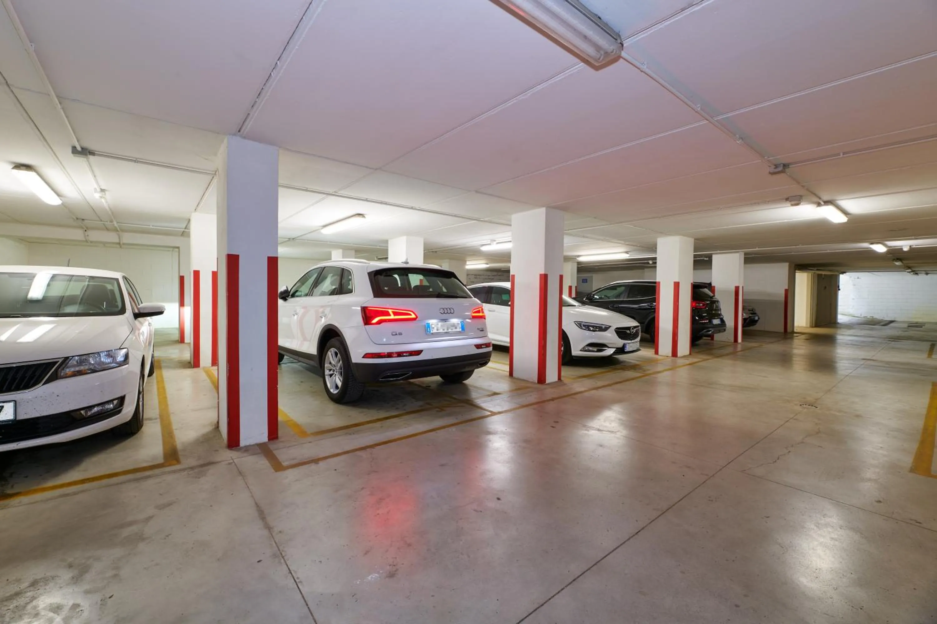 Parking in Wally Residence