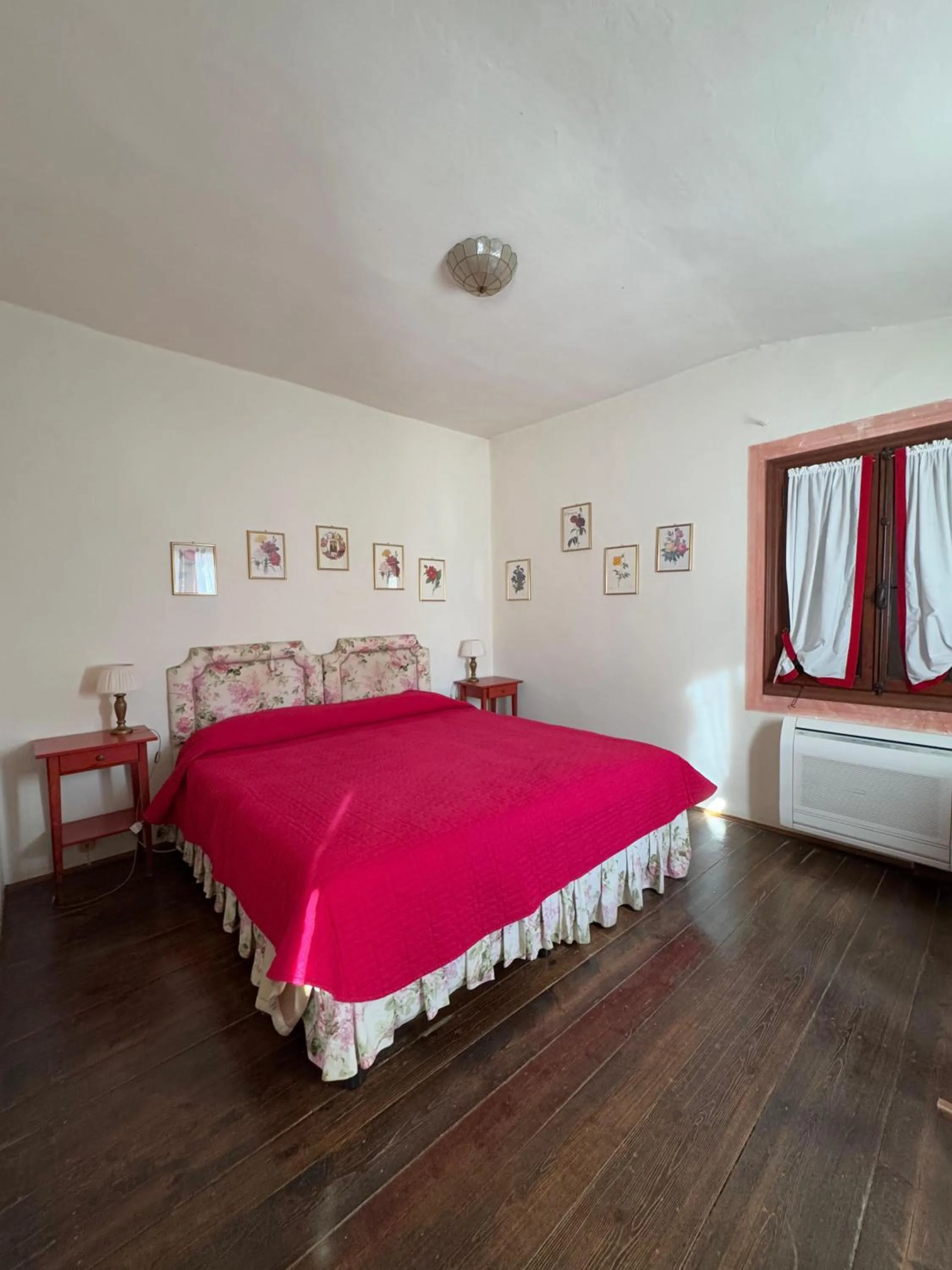 Photo of the whole room, Bed in Castello di Roncade