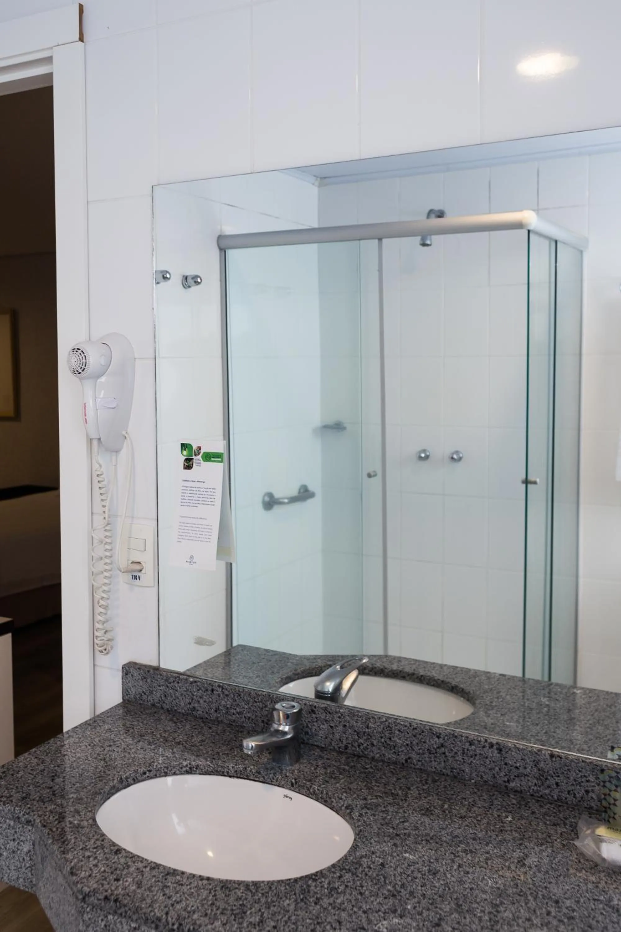 Bathroom in Master Express Moinhos de Vento