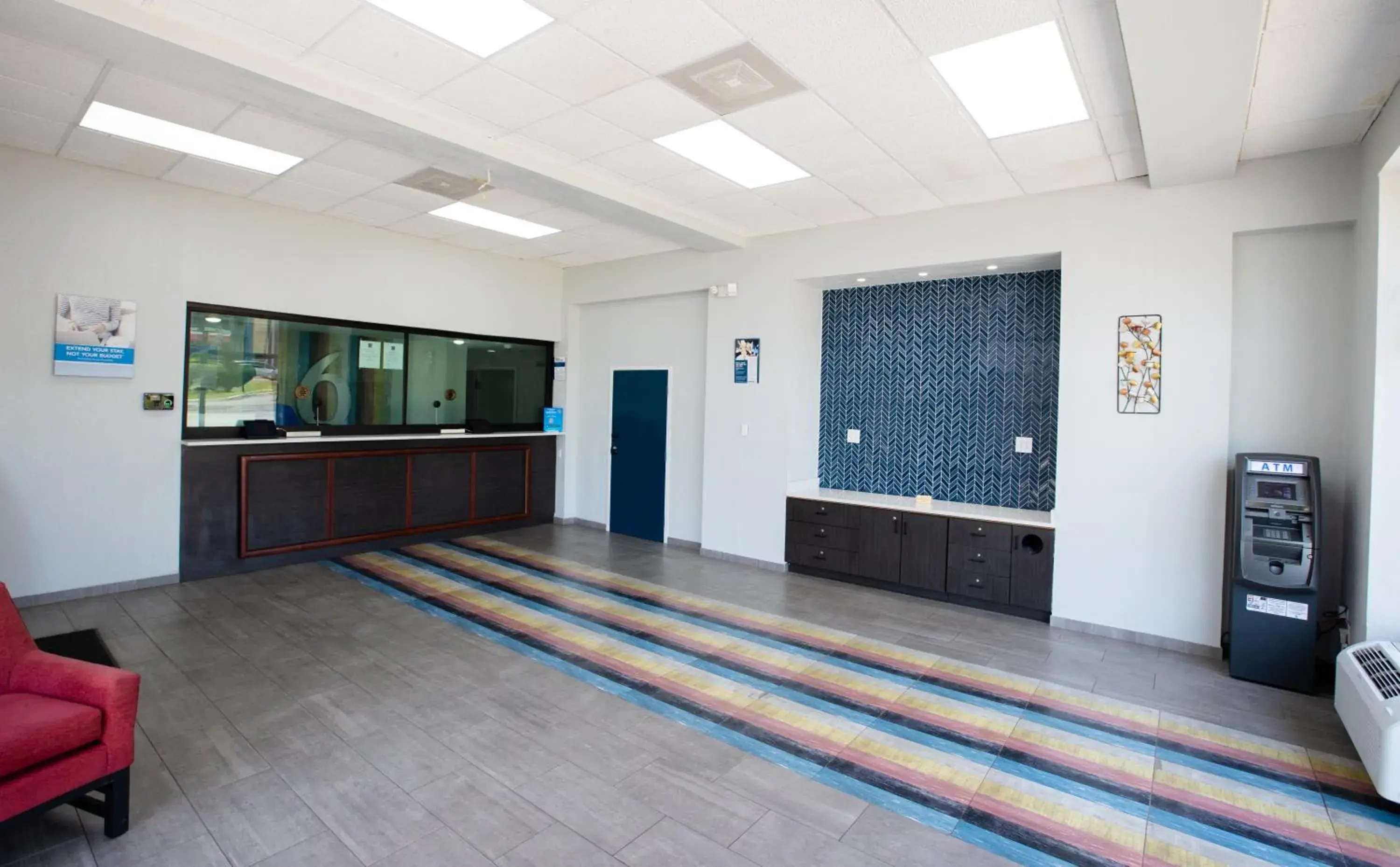 Lobby or reception in Studio 6 Suites Memphis, TN East Memphis Lobby or reception in Studio 6 Suites Memphis, TN East Memphis