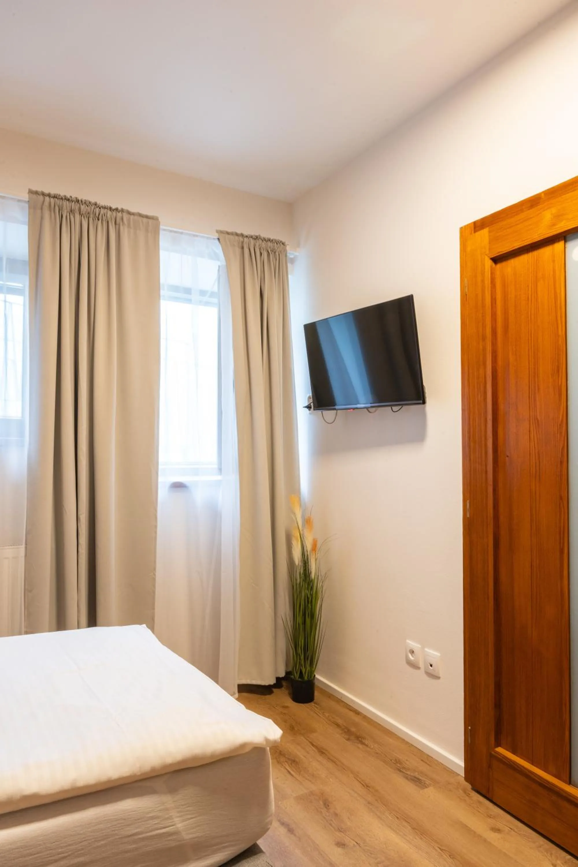 Bed in Hotel Sharingham