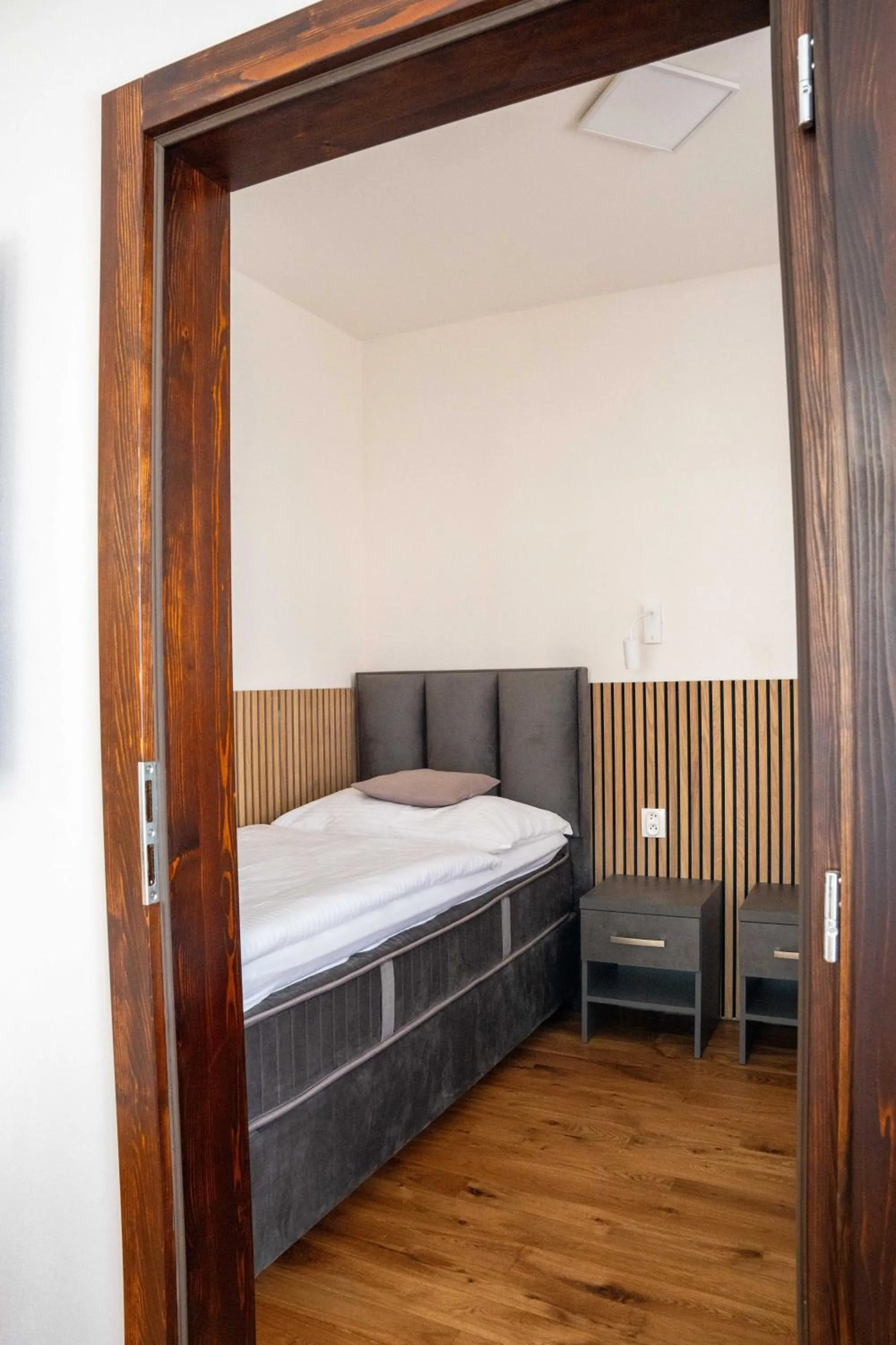 Bed in Hotel Sharingham