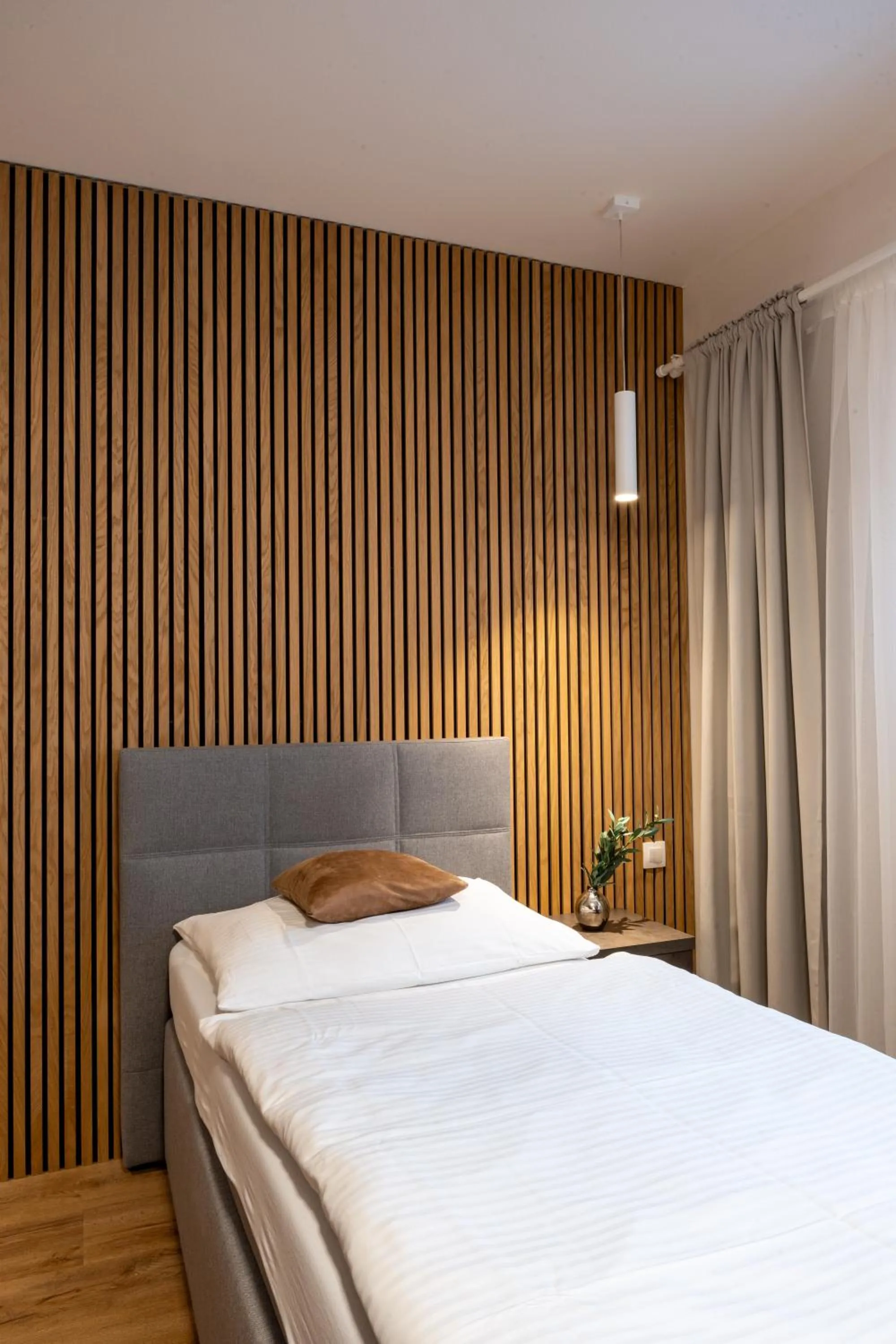 Bed in Hotel Sharingham