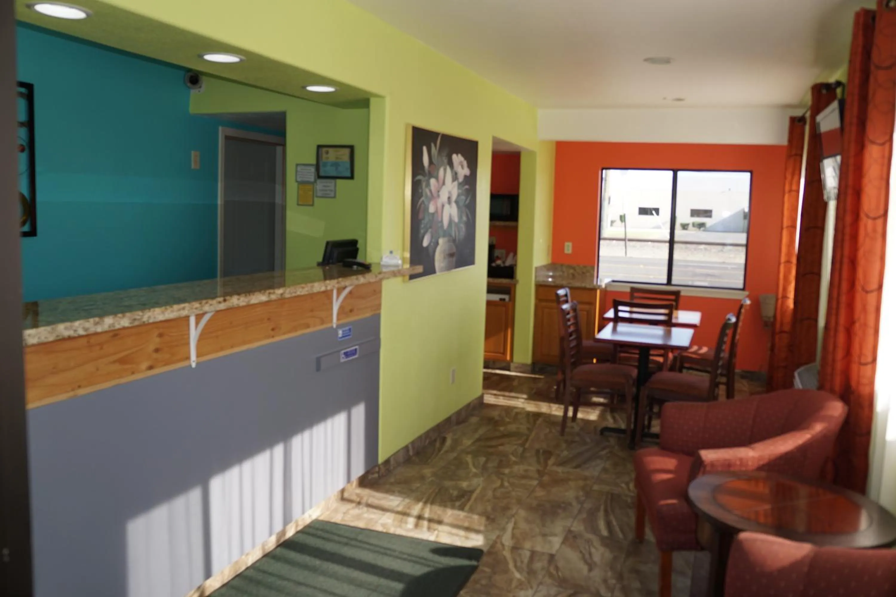 Lobby or reception in Apex Inn