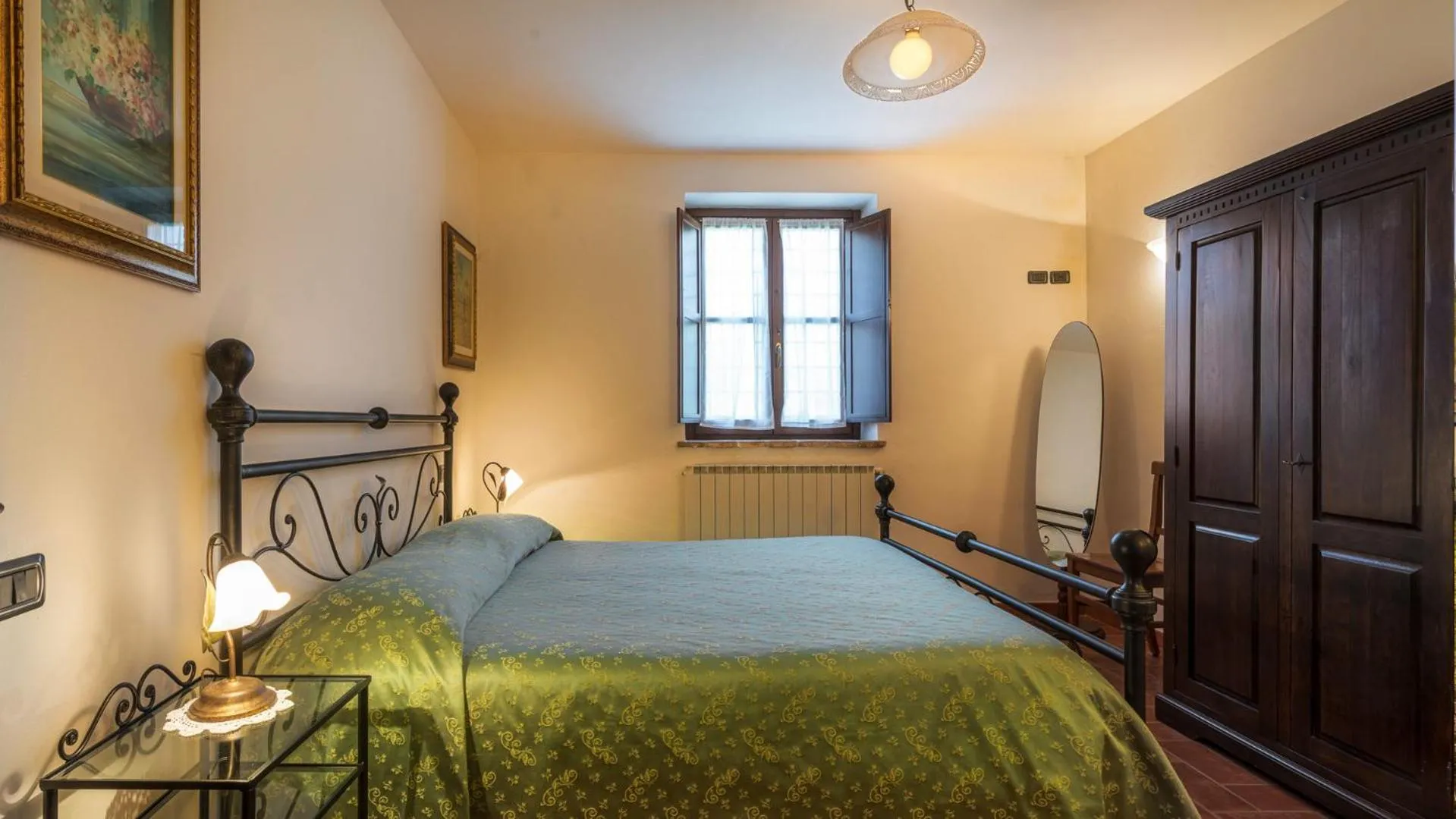Two-Bedroom Apartment in Castello di Pupaggi