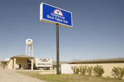Property building in Americas Best Value Inn Giddings Property building in Americas Best Value Inn Giddings