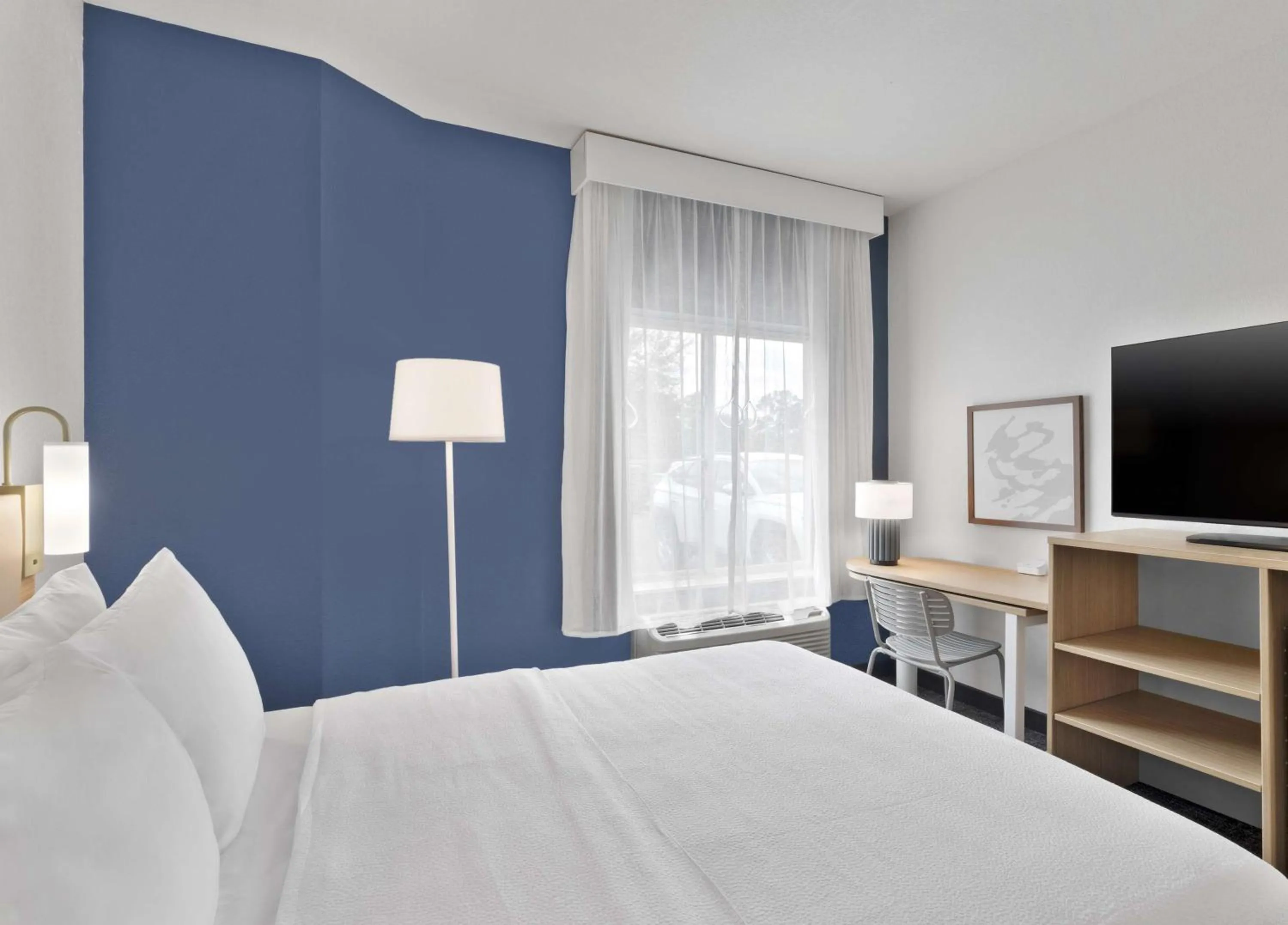 Bed in Spark by Hilton Orlando near SeaWorld