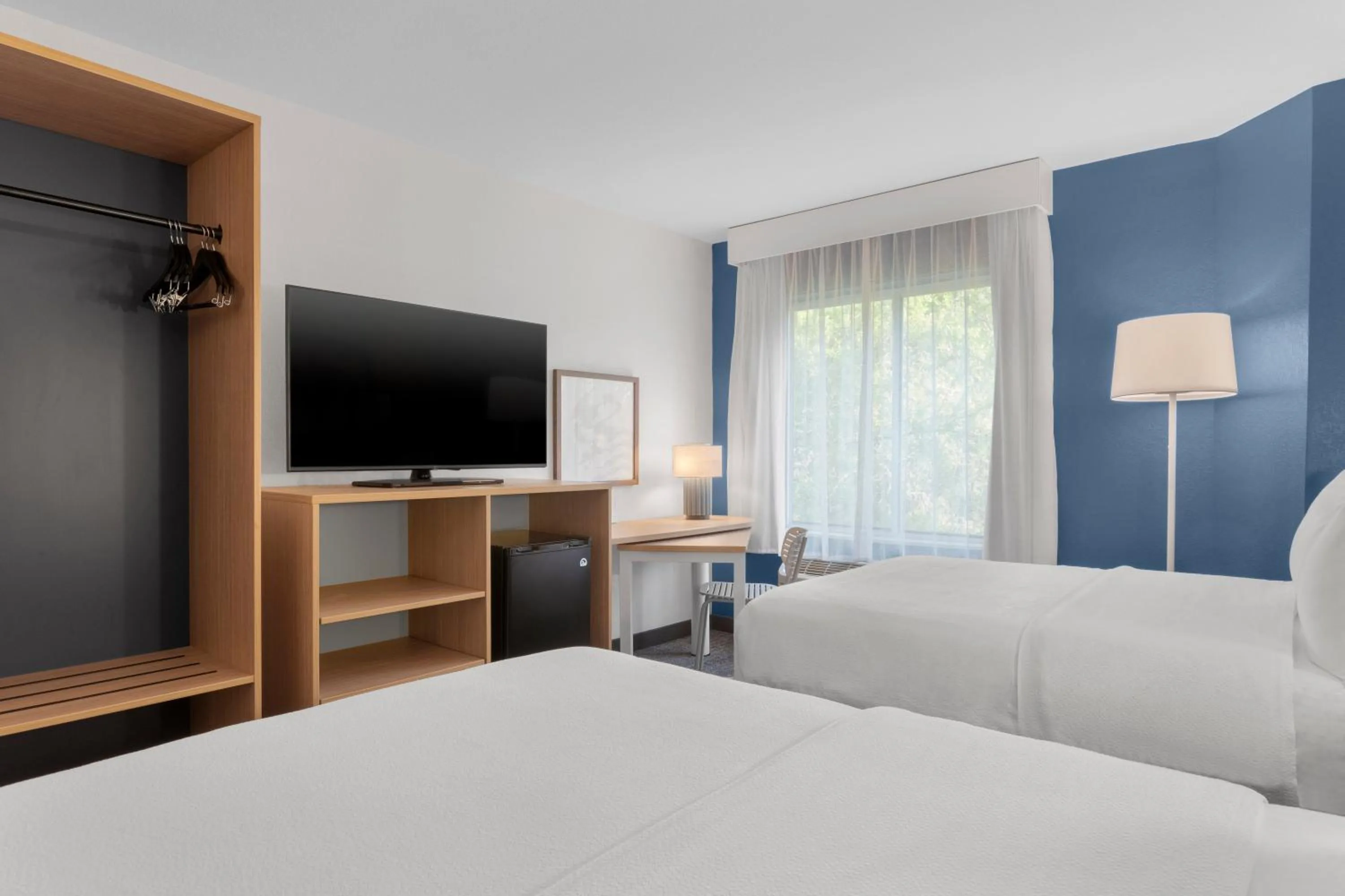 Bed in Best Western Orlando Theme Parks