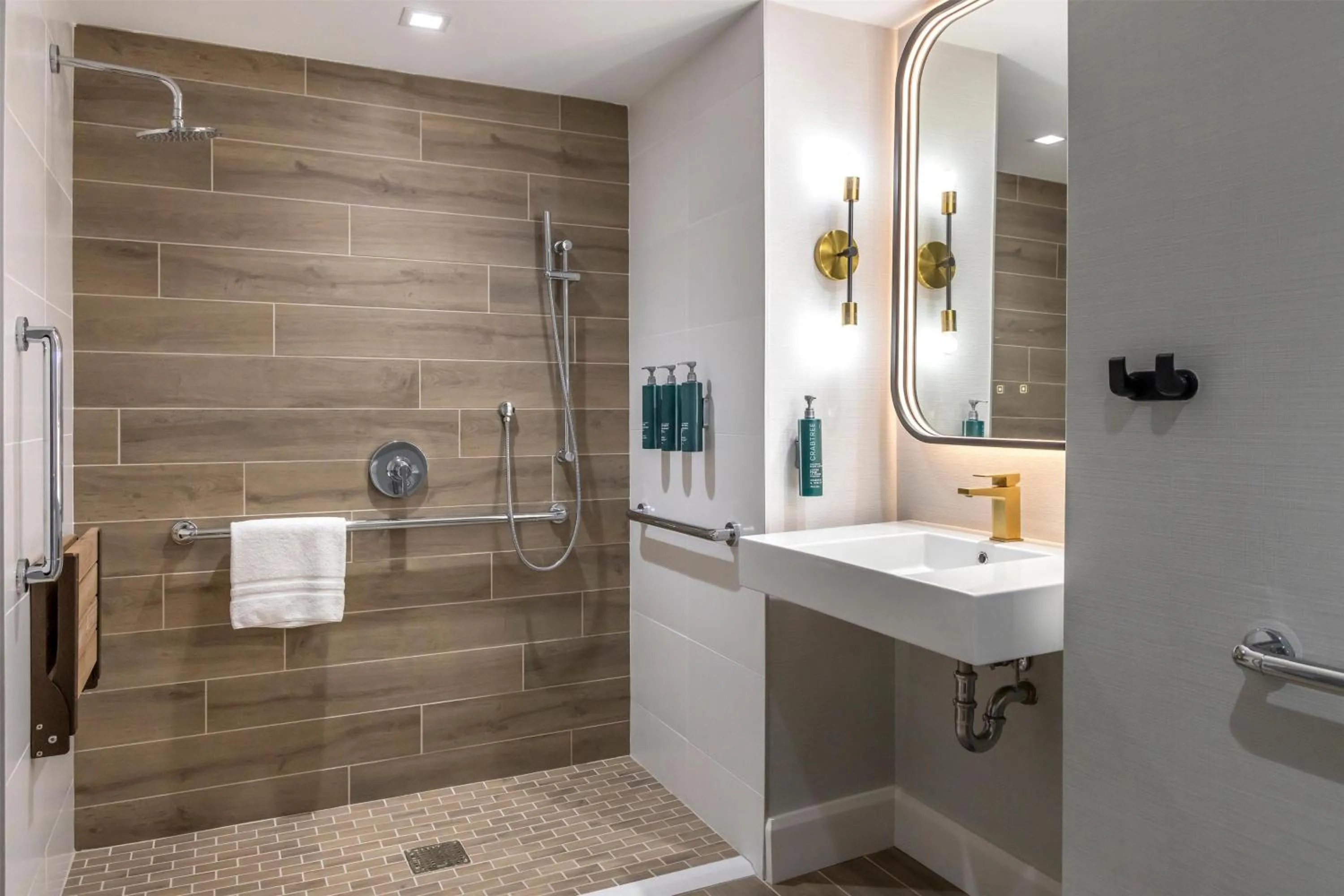 Bathroom in The Waterfront Beach Resort, A Hilton Hotel
