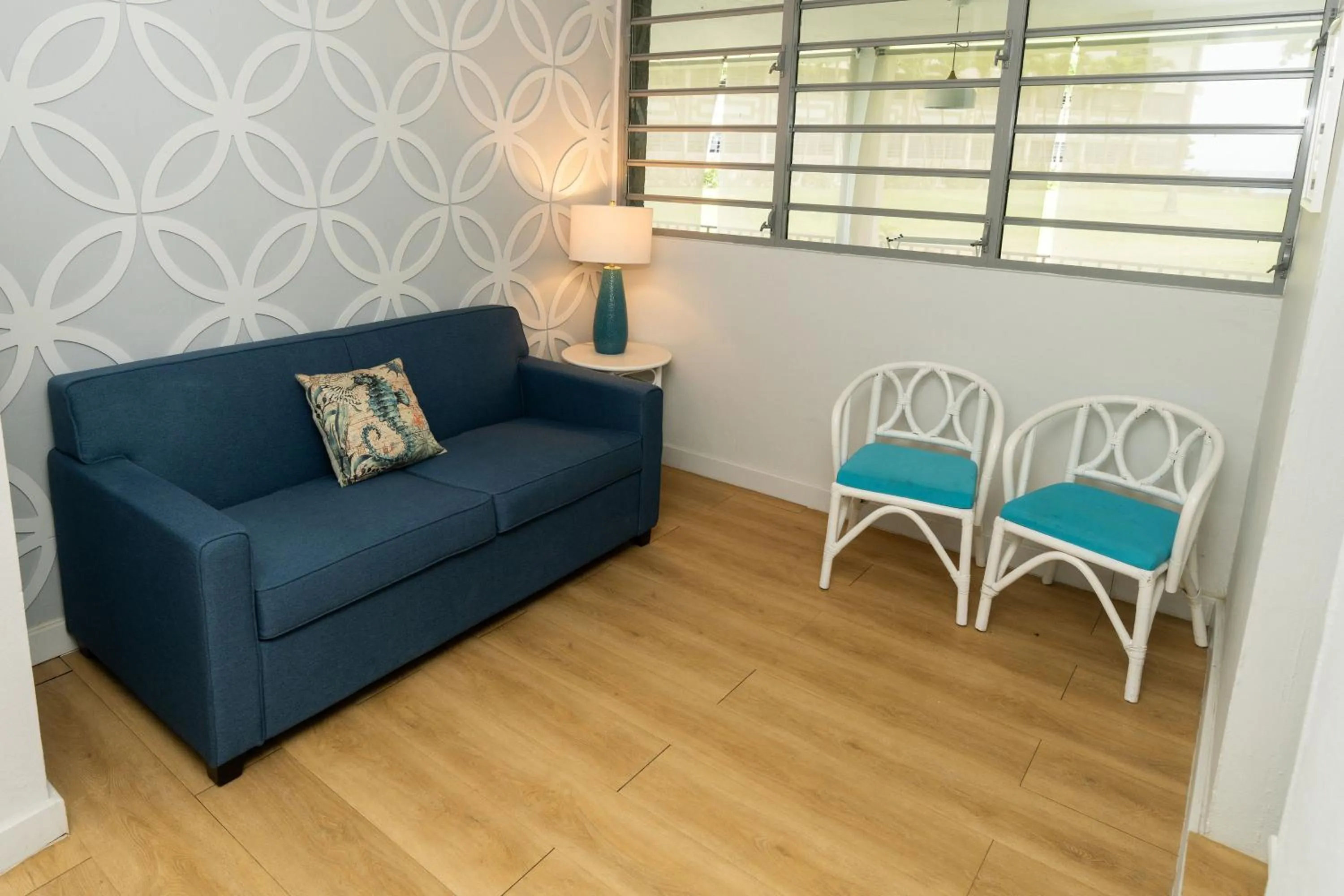 Living room in Rincon of the Seas Grand Caribbean Hotel