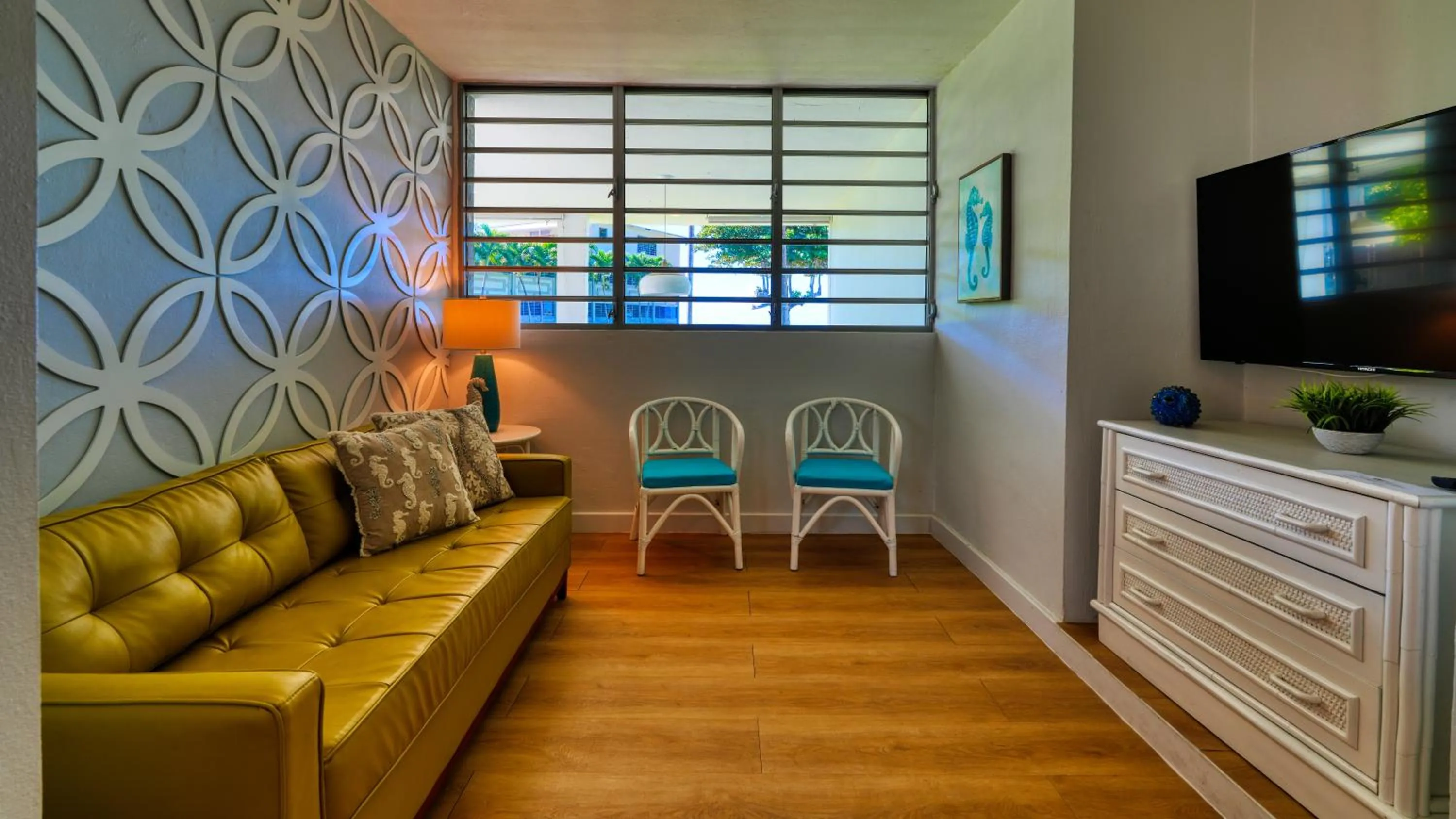 TV and multimedia in Rincon of the Seas Grand Caribbean Hotel