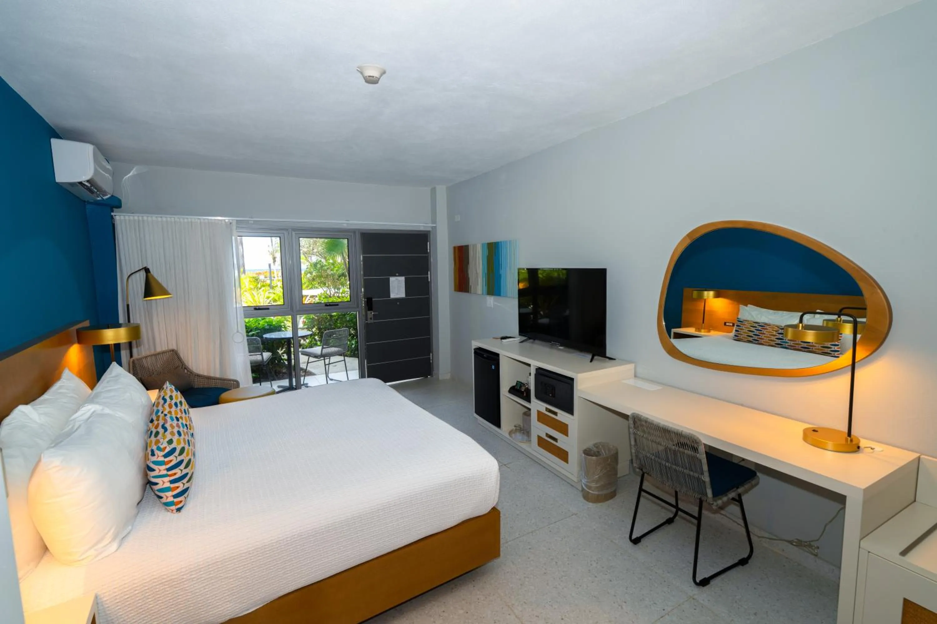 Bed in Rincon of the Seas Grand Caribbean Hotel