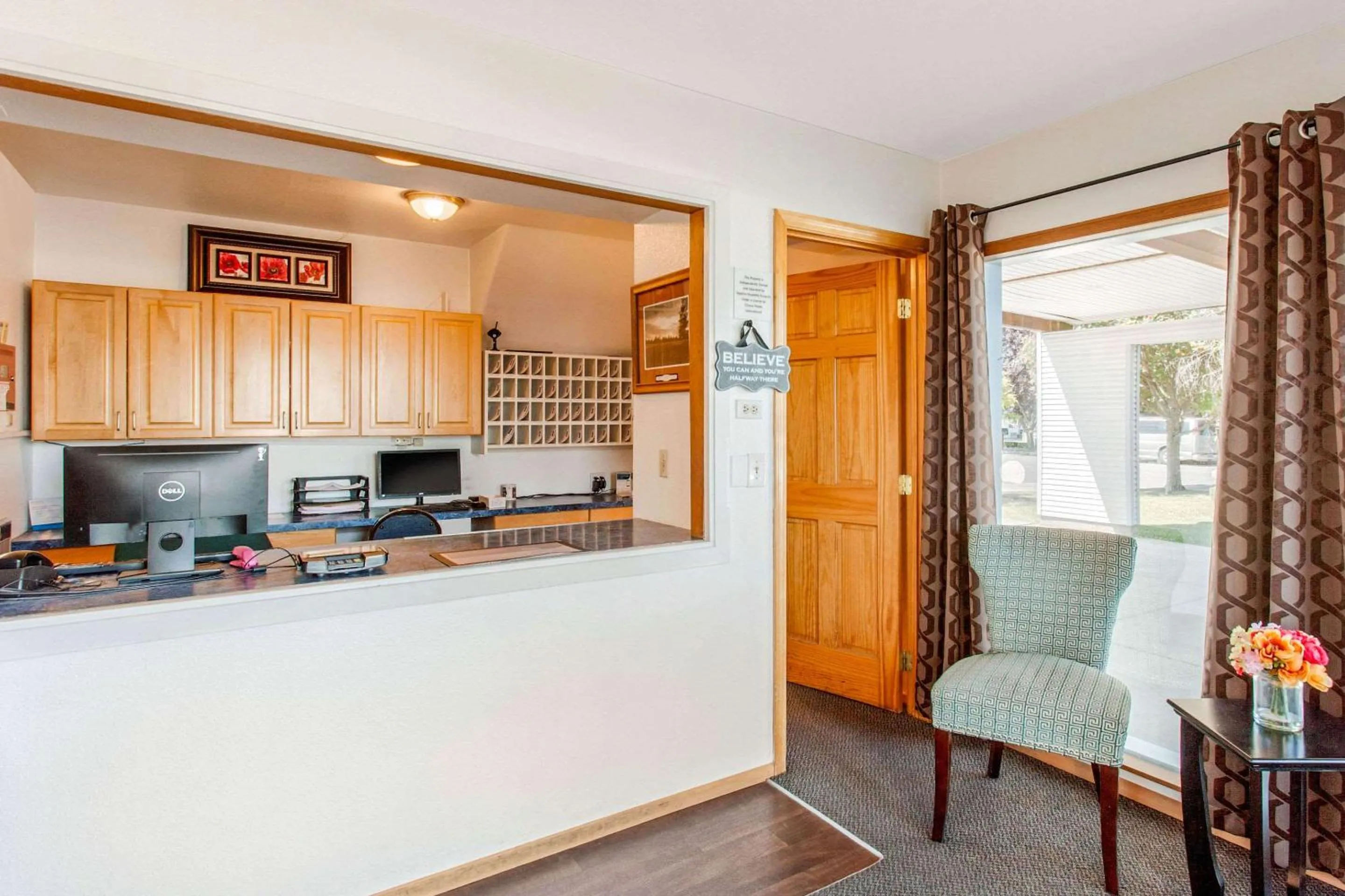 Lobby or reception in Rodeway Inn Coeur d'Alene