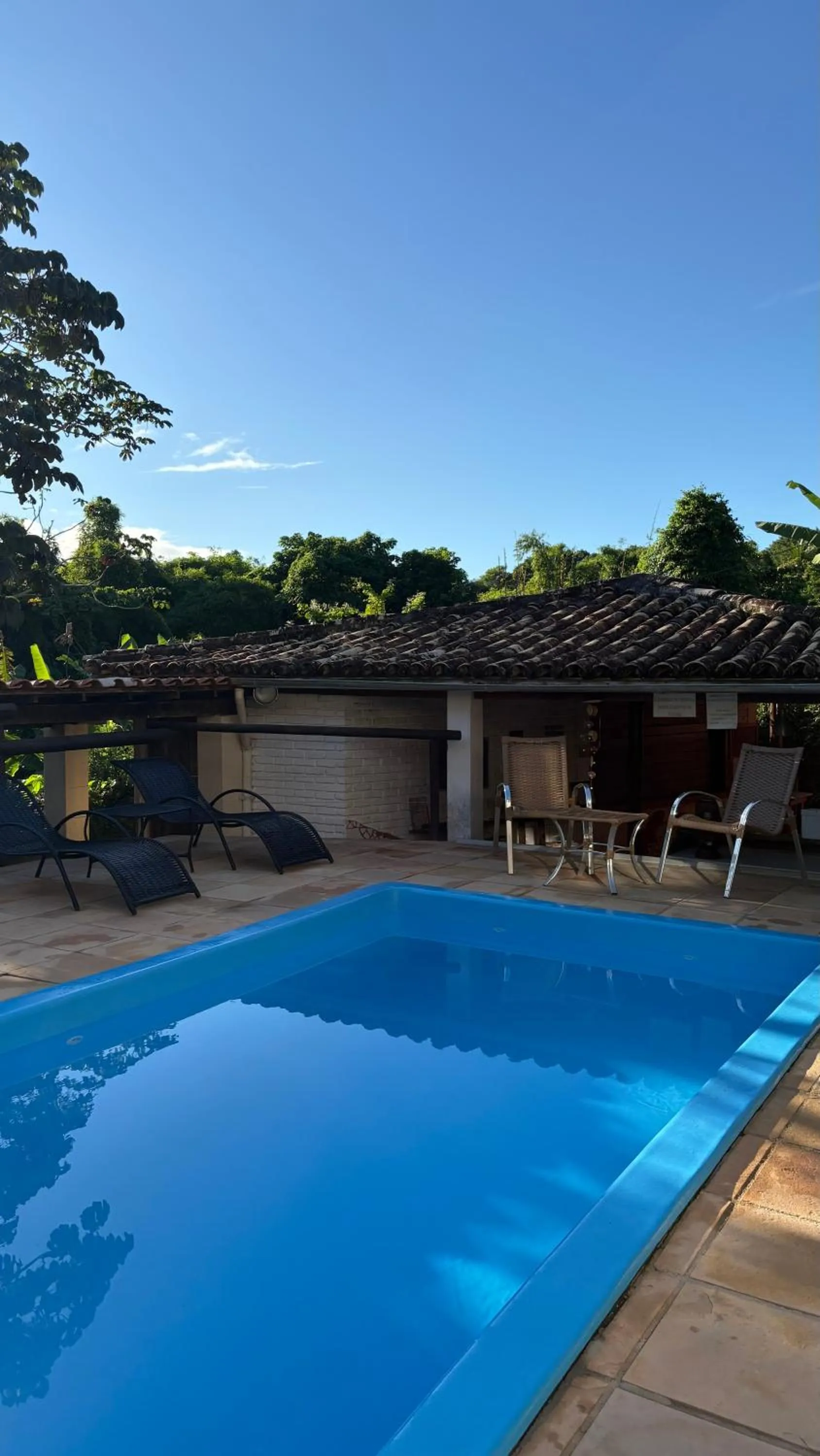 Swimming pool in Novos Baianos Hostel e Pousada