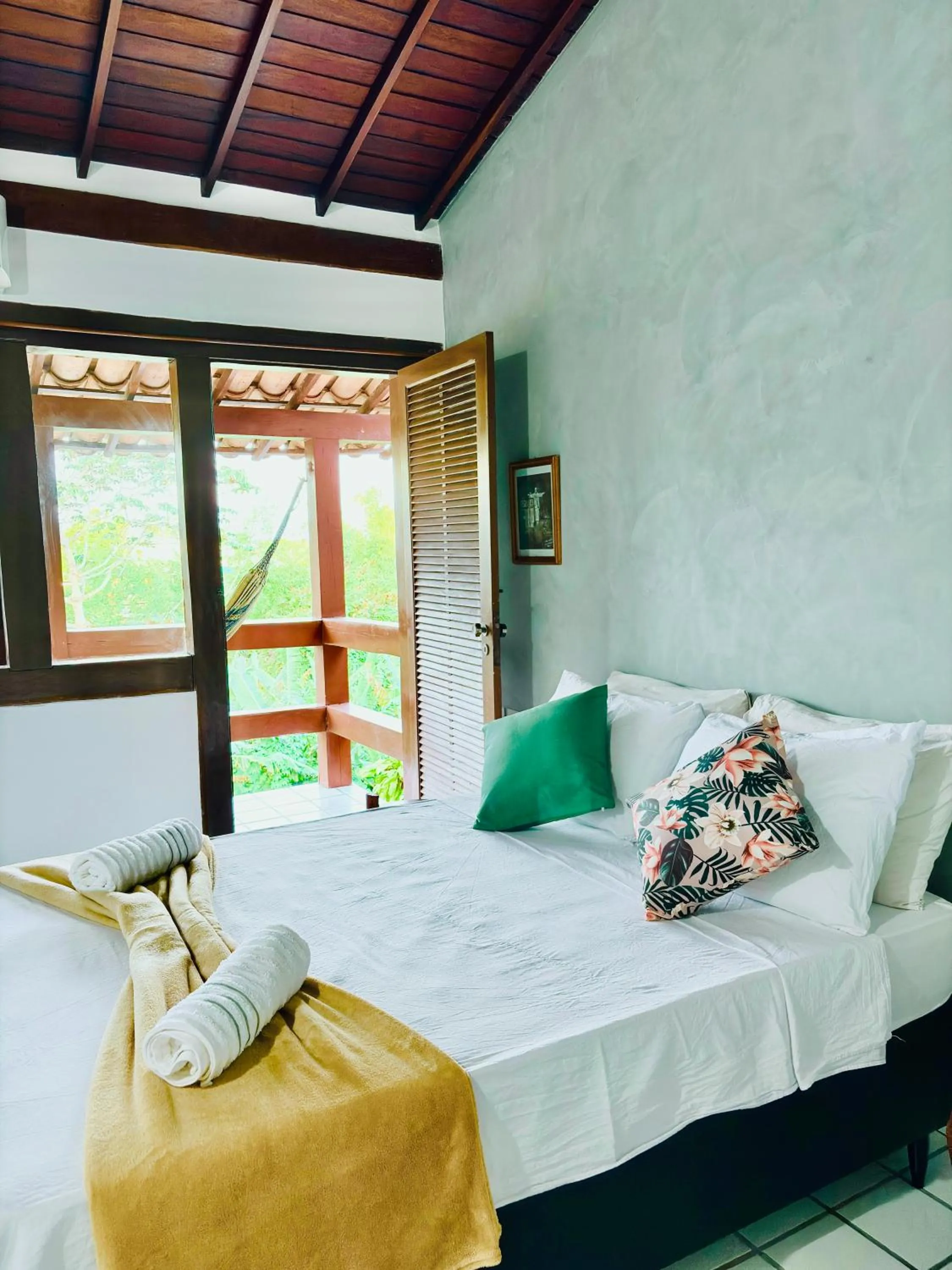 Bed in Novos Baianos Hostel e Pousada