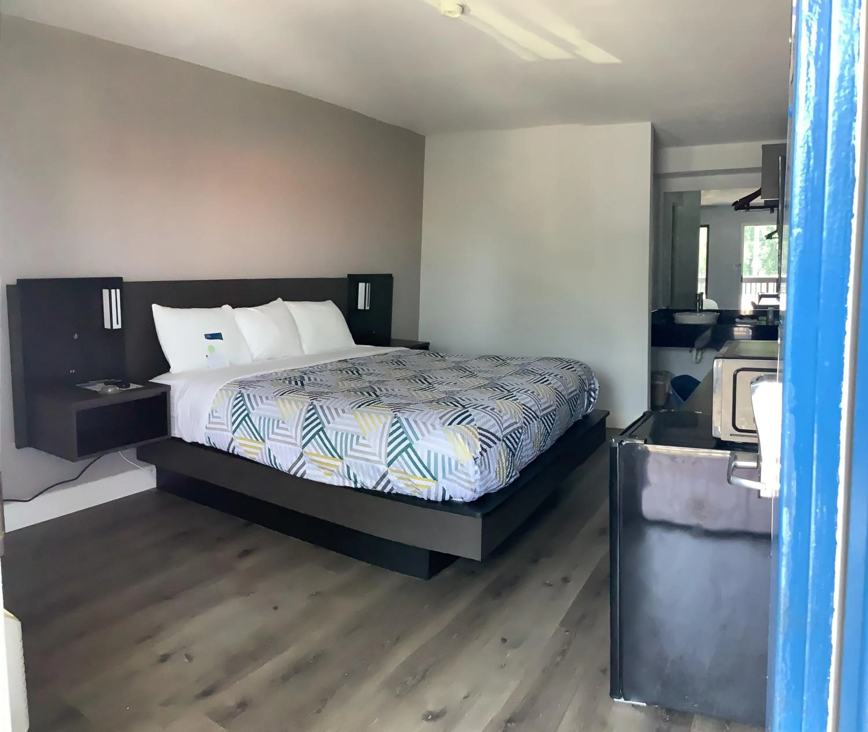 Bedroom, Bed in Motel 6-Memphis, TN - East