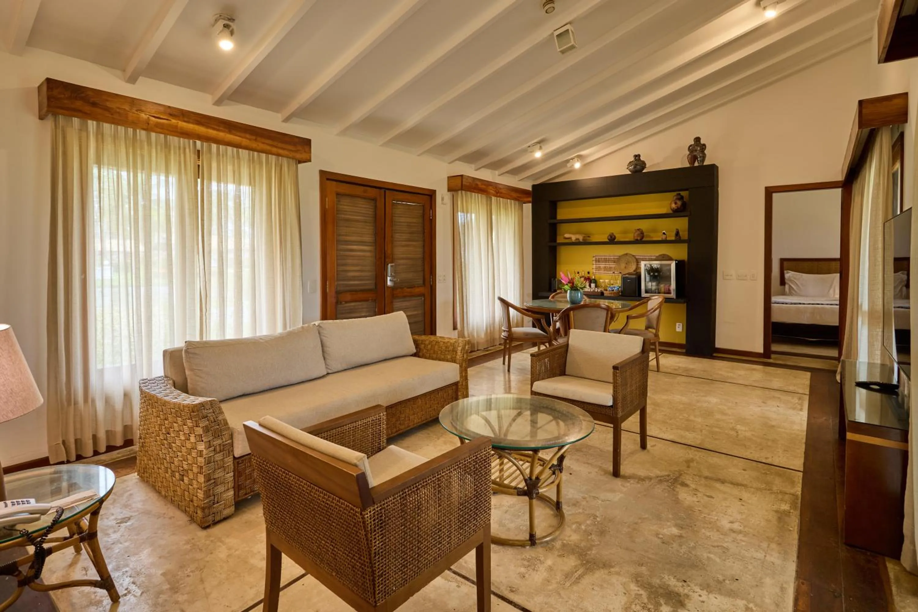 TV and multimedia in Transamerica Comandatuba - All Inclusive Resort