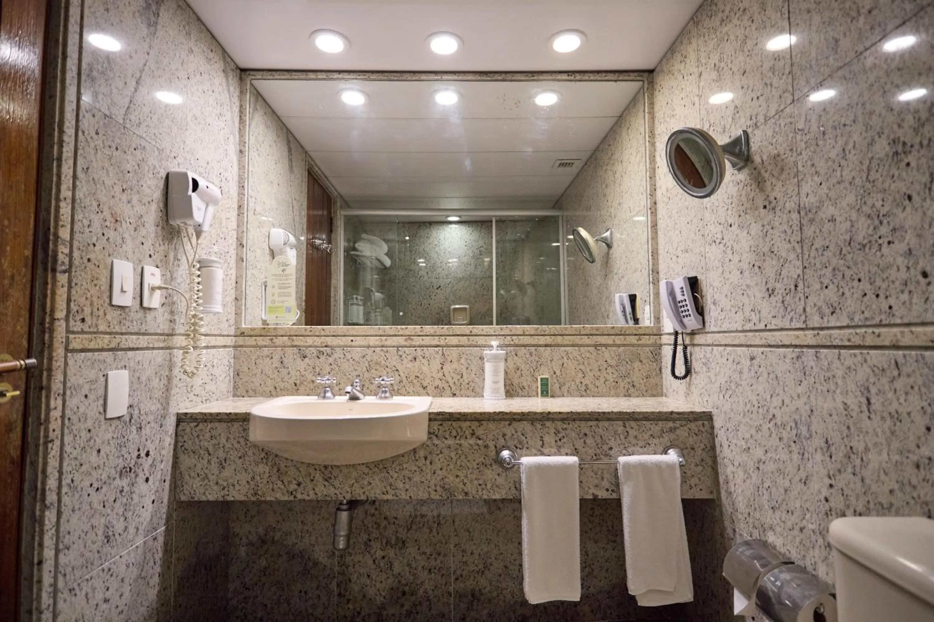 Bathroom in Transamerica Comandatuba - All Inclusive Resort